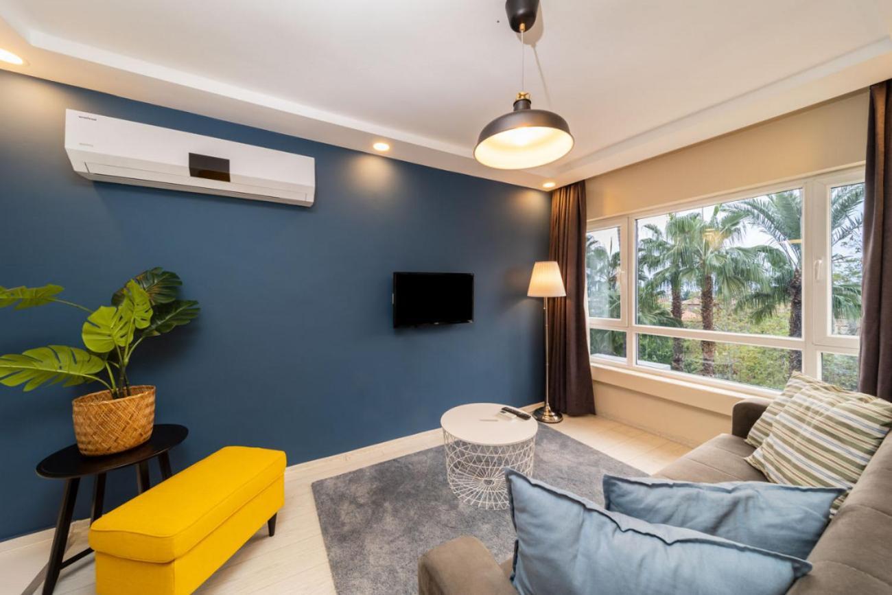 Lovely Flat Near Hadrians Gate Apartment Antalya