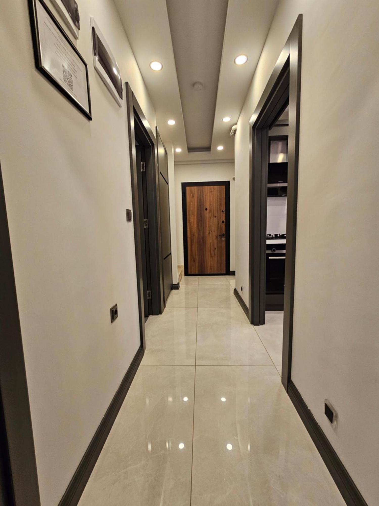 New Flat With Big Living Spaces 2-5 Near By Lara *