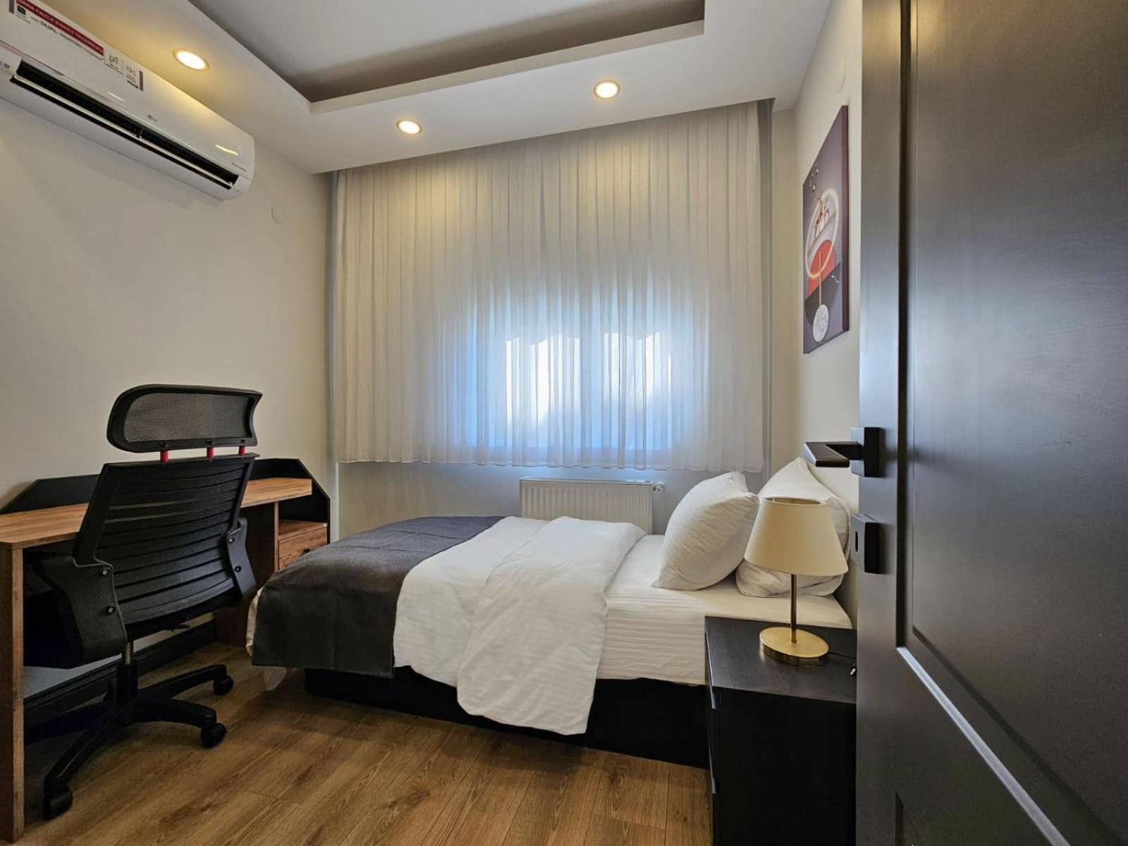New Flat With Big Living Spaces 2-5 Near By Lara * Antalya