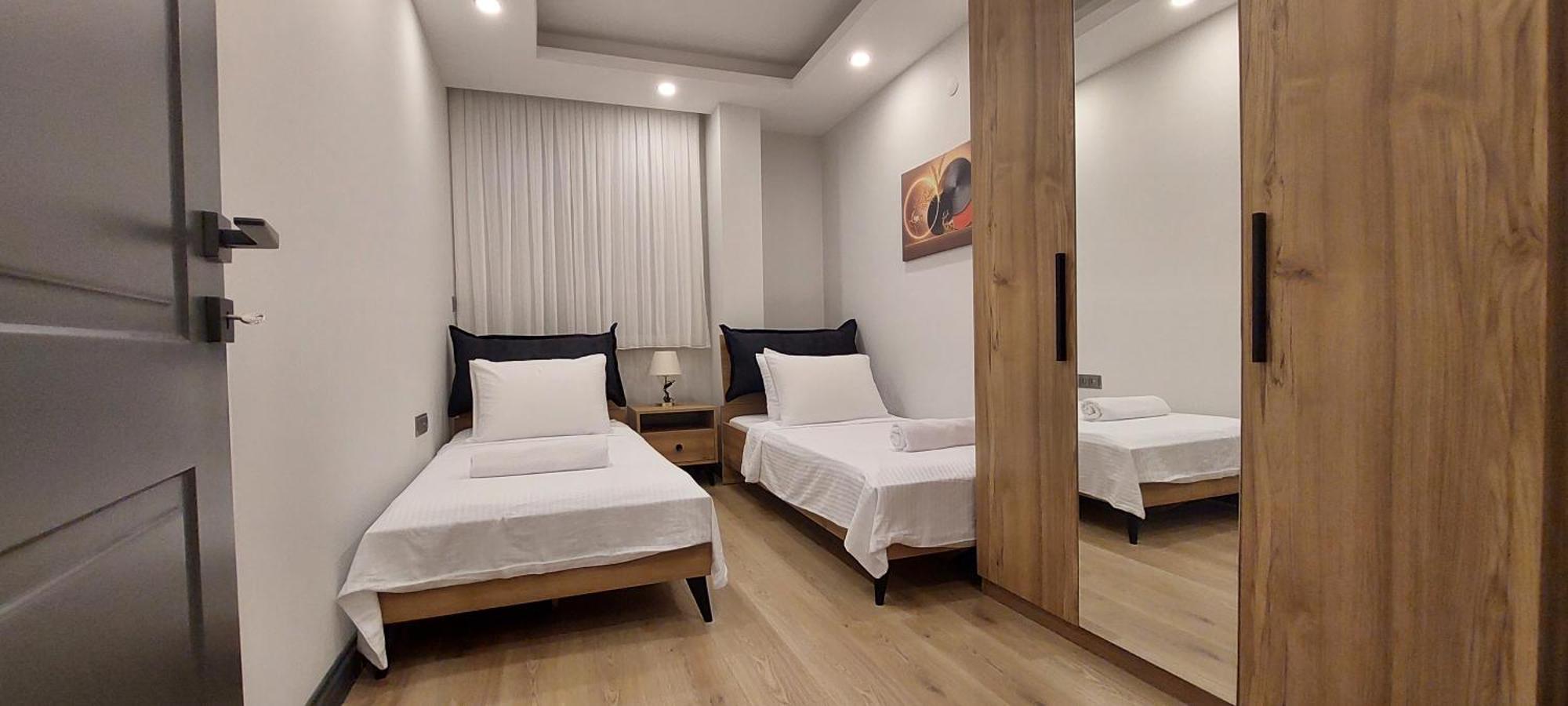 New Flat With Big Living Spaces 1 Near By Lara *