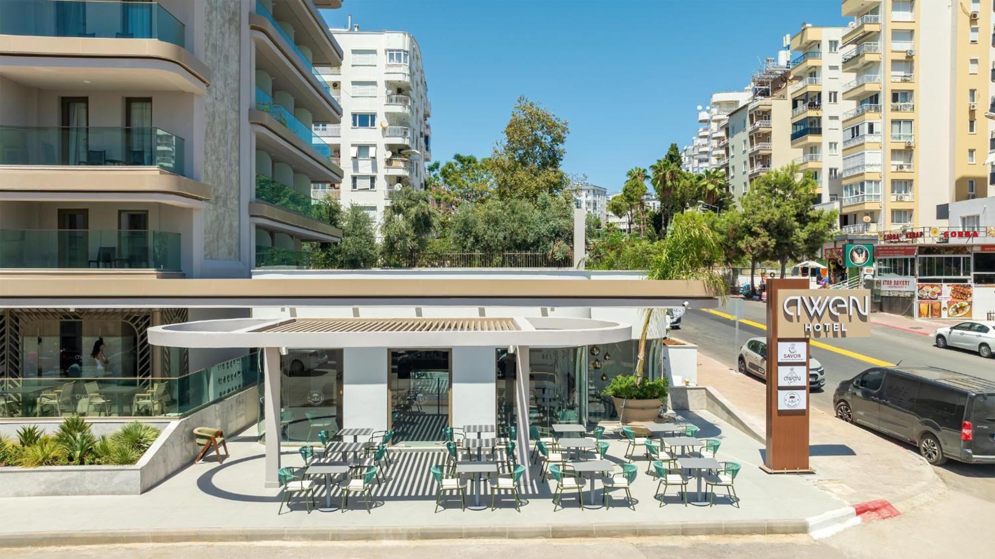 Awen Lara Hotel 3*