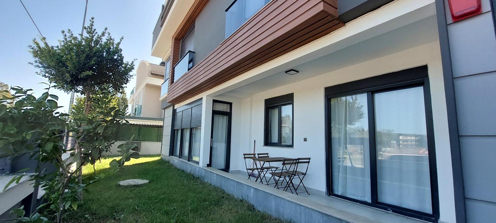 New Flat With Big Living Spaces 1 Near By Lara *