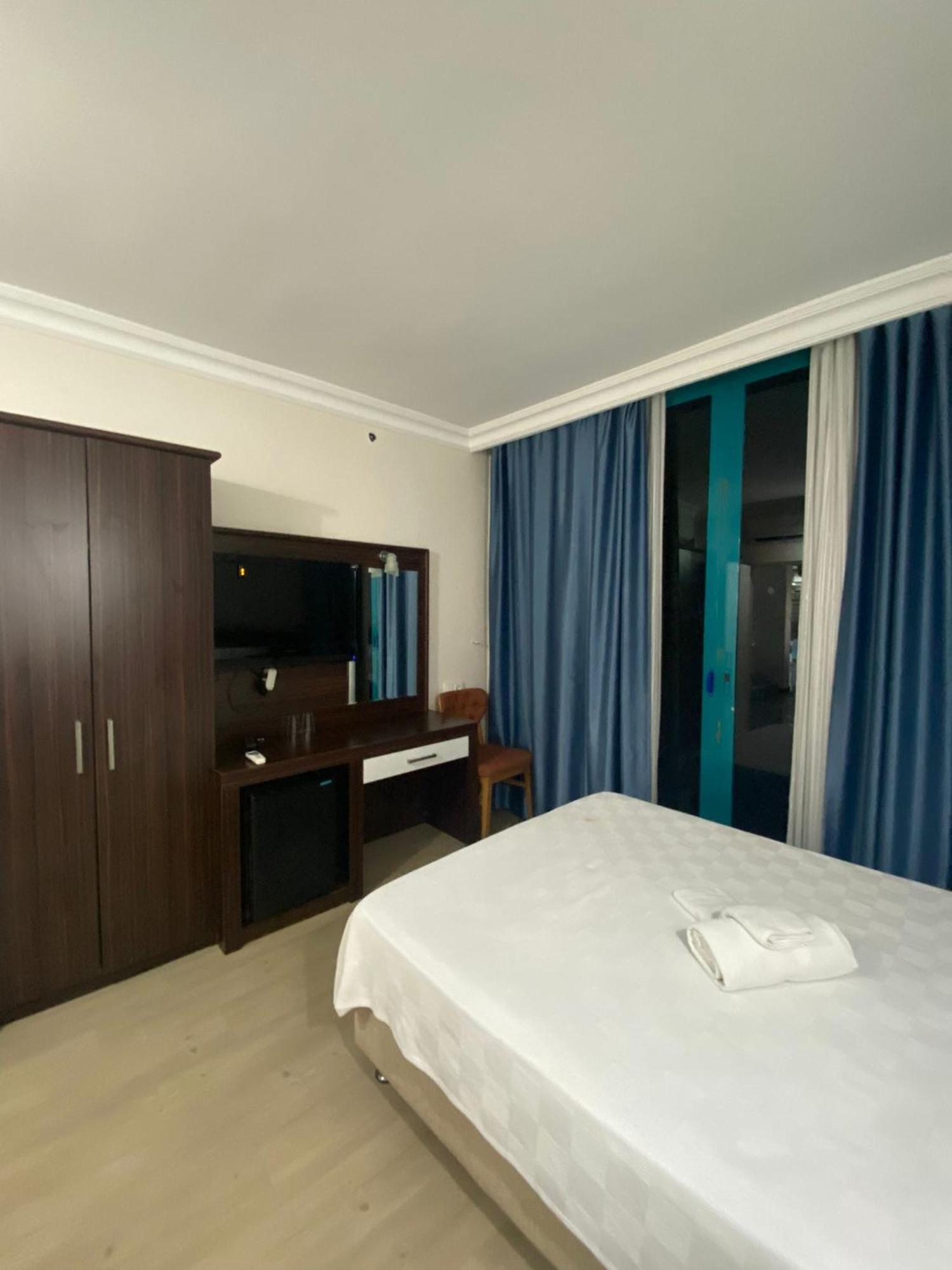 Theluna Otel