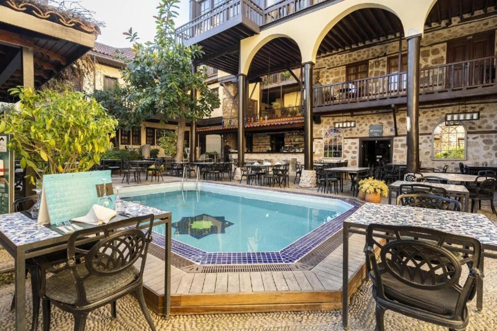 Remarkable Flat With Balcony Near Hadrian's Gate *