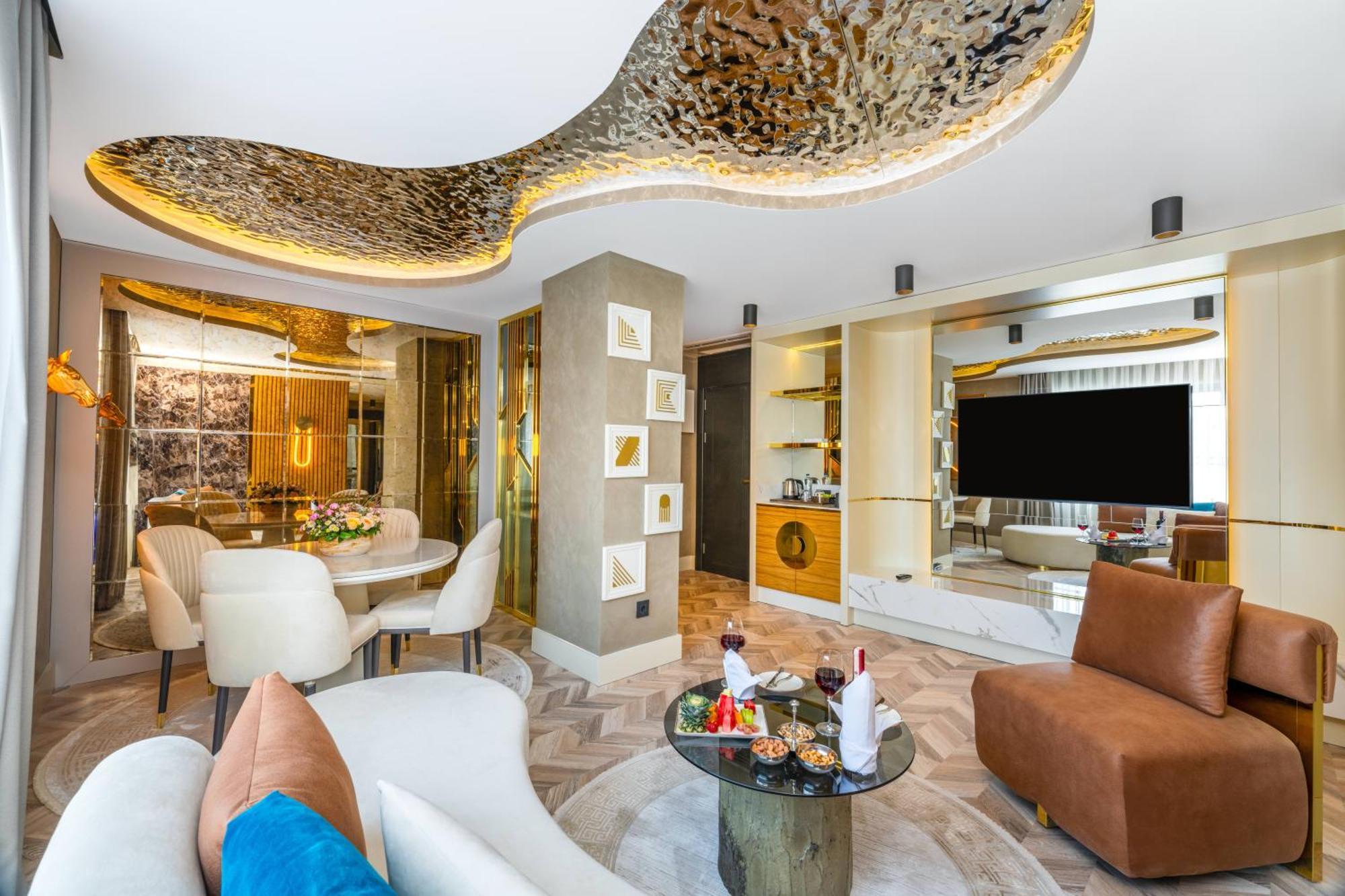 Lexia Hotel