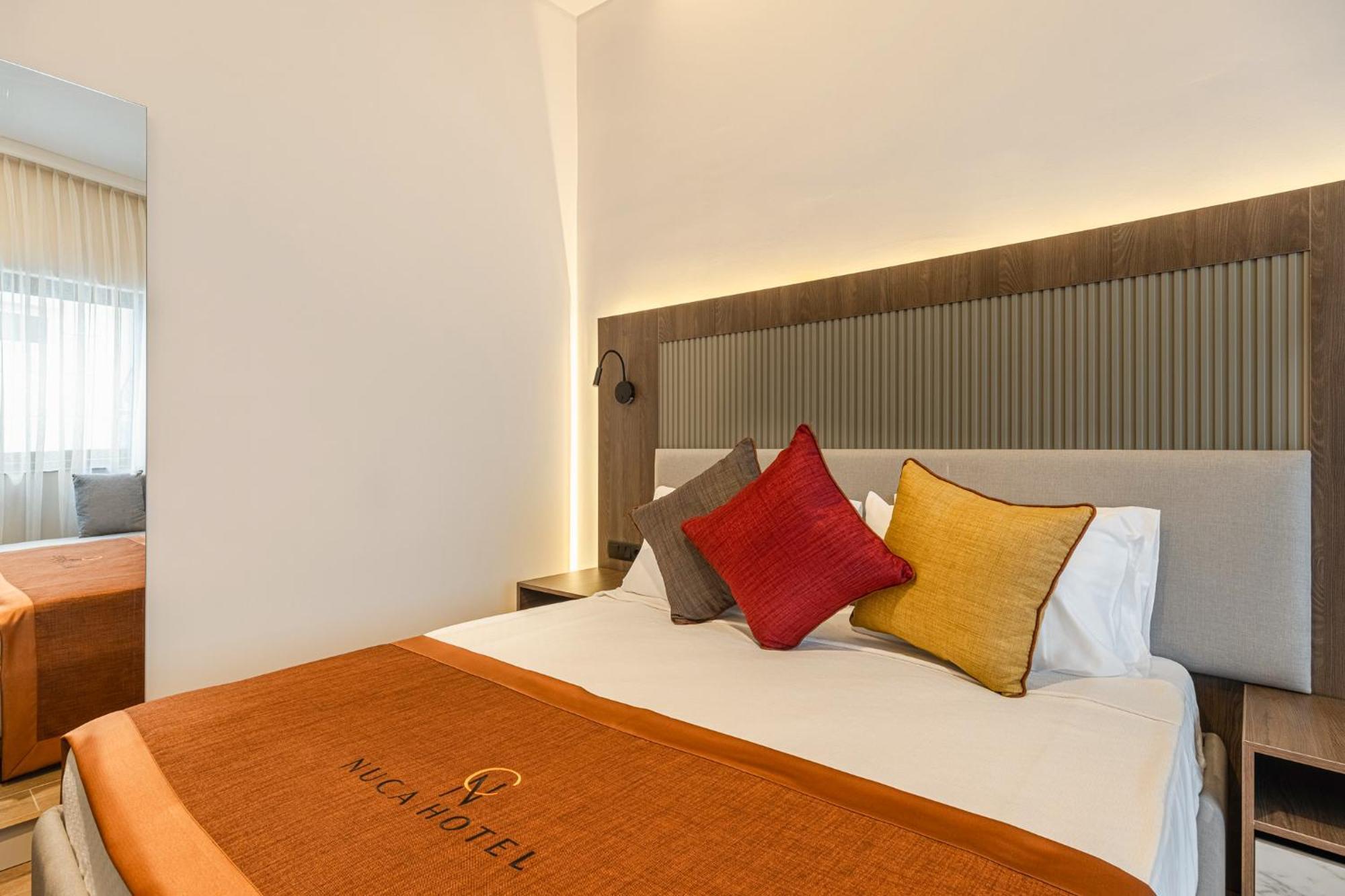 Nuca Homes Otel *
