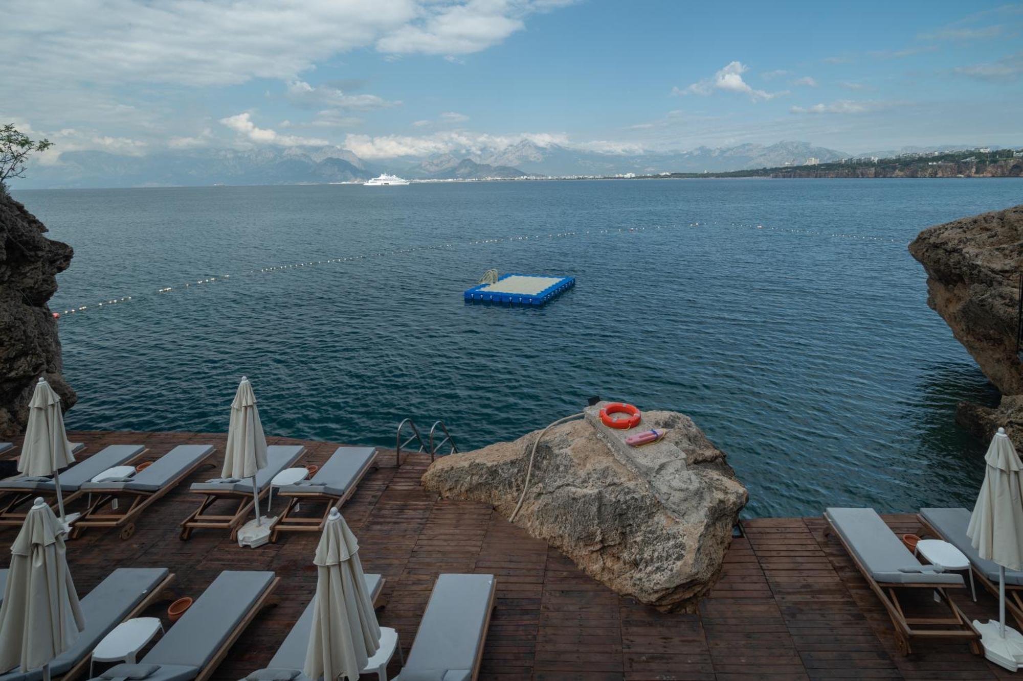 Perge - Adult Only 18 Hotel