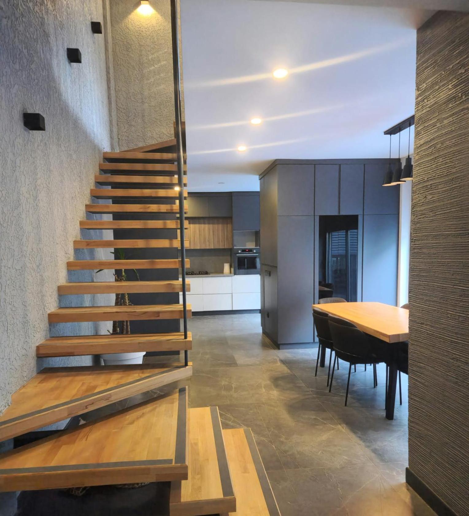 Ramona Hotel 3*