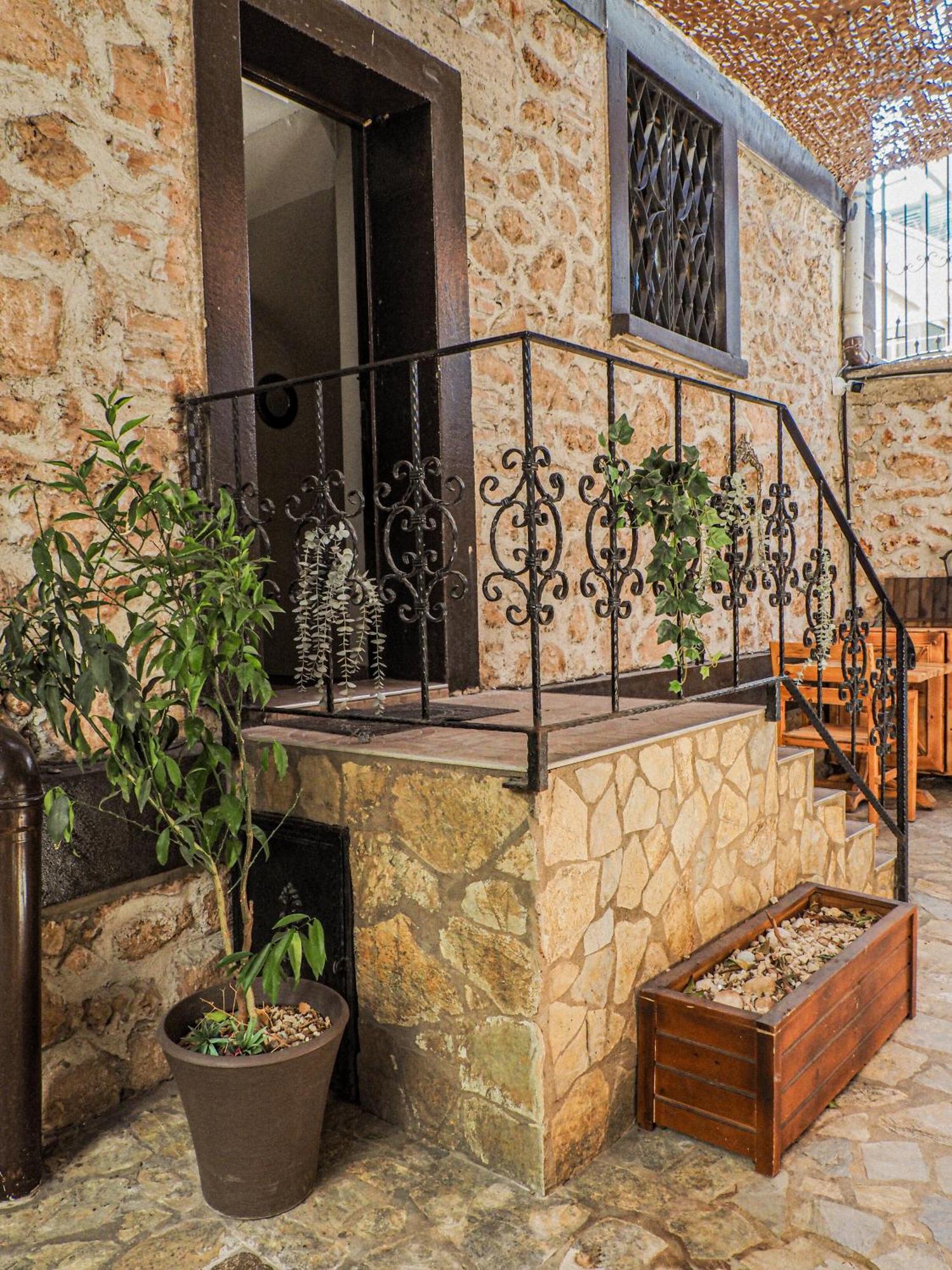 Hotel Casa Maria *