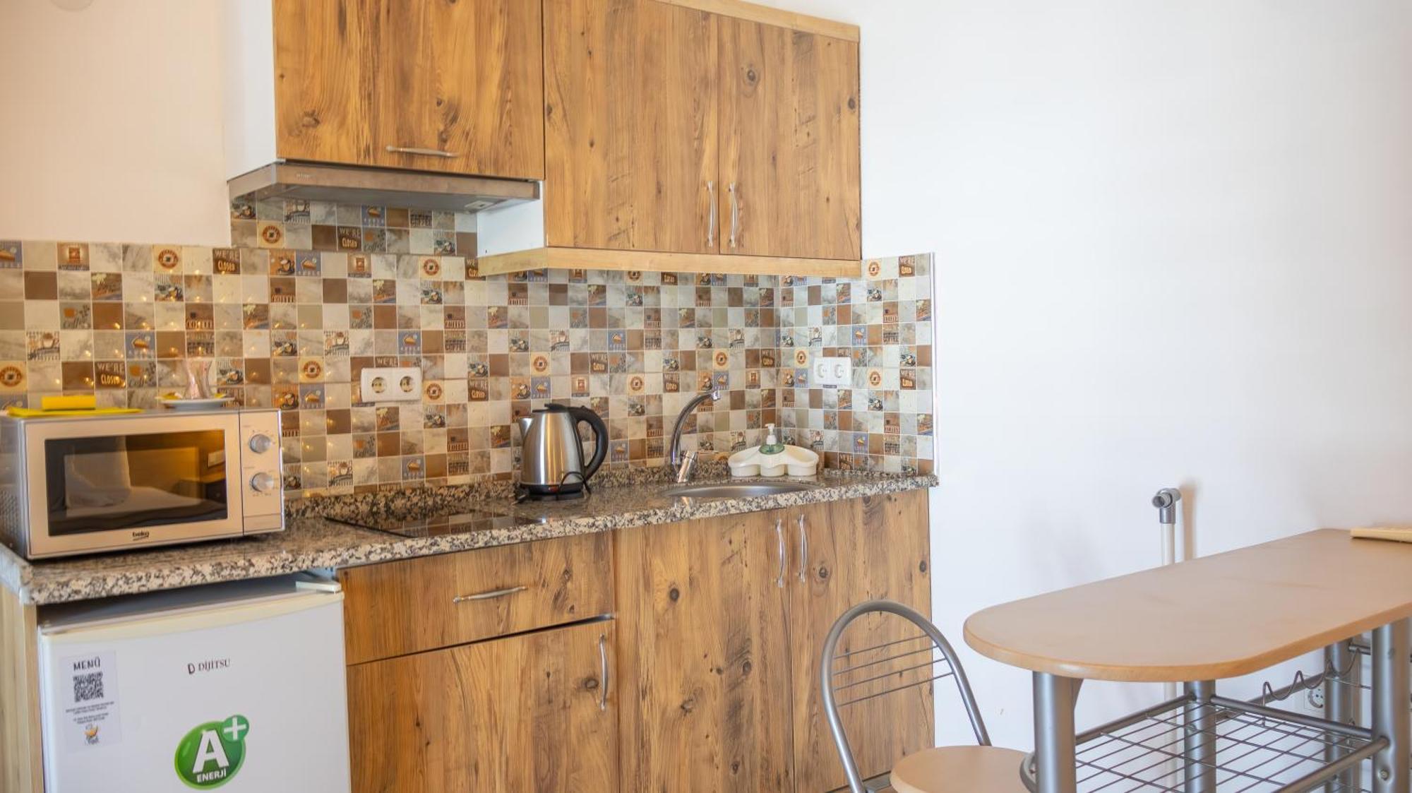 Gueden-pearl Aparthotel 5*