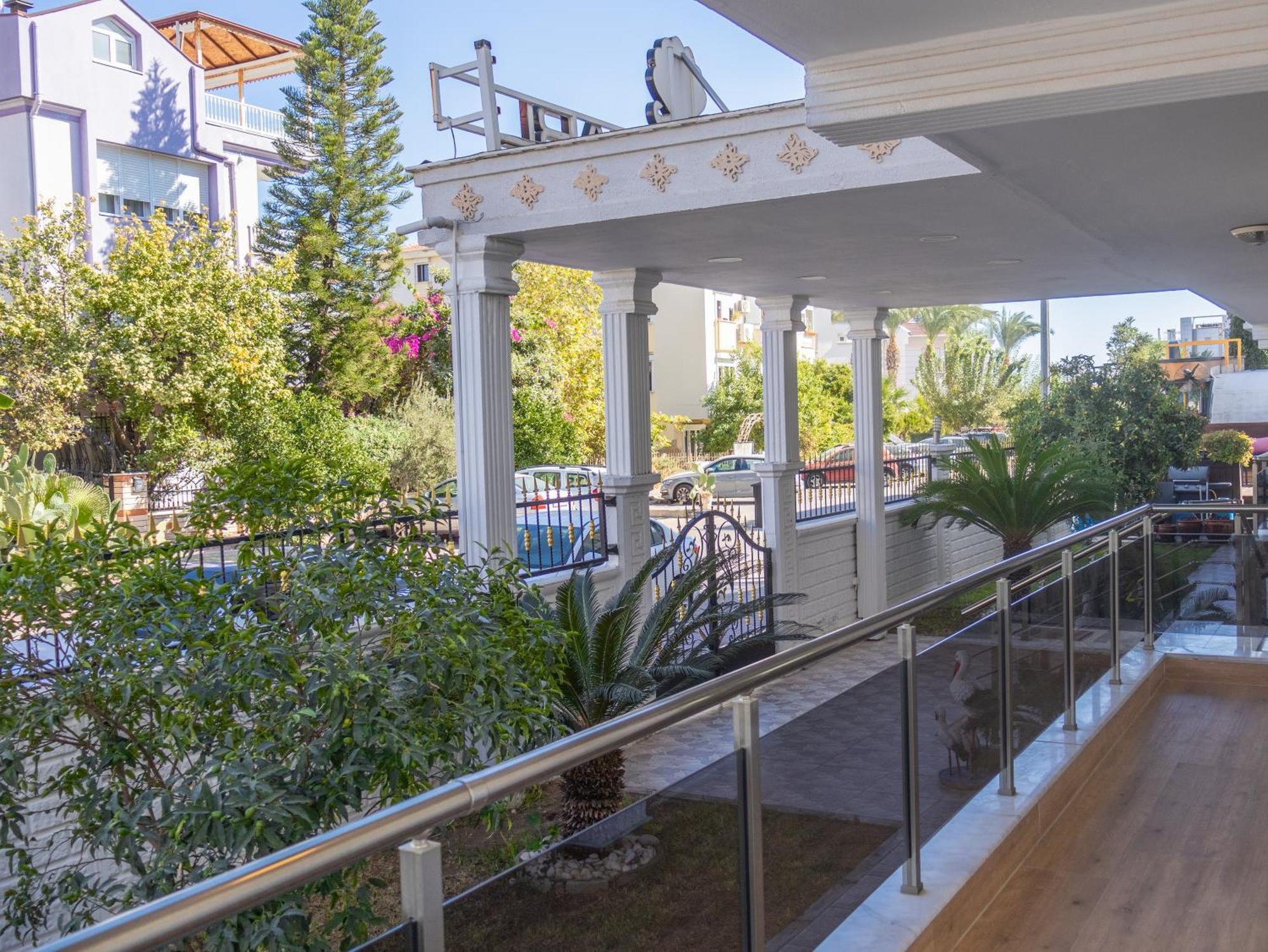 Gueden-pearl Aparthotel