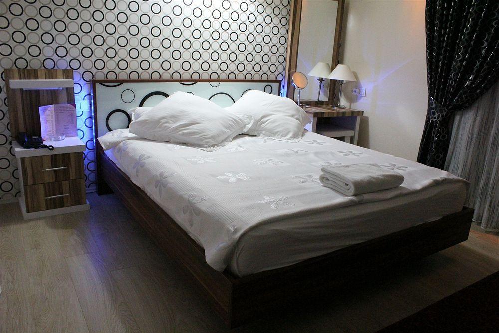 Mera Park Hotel