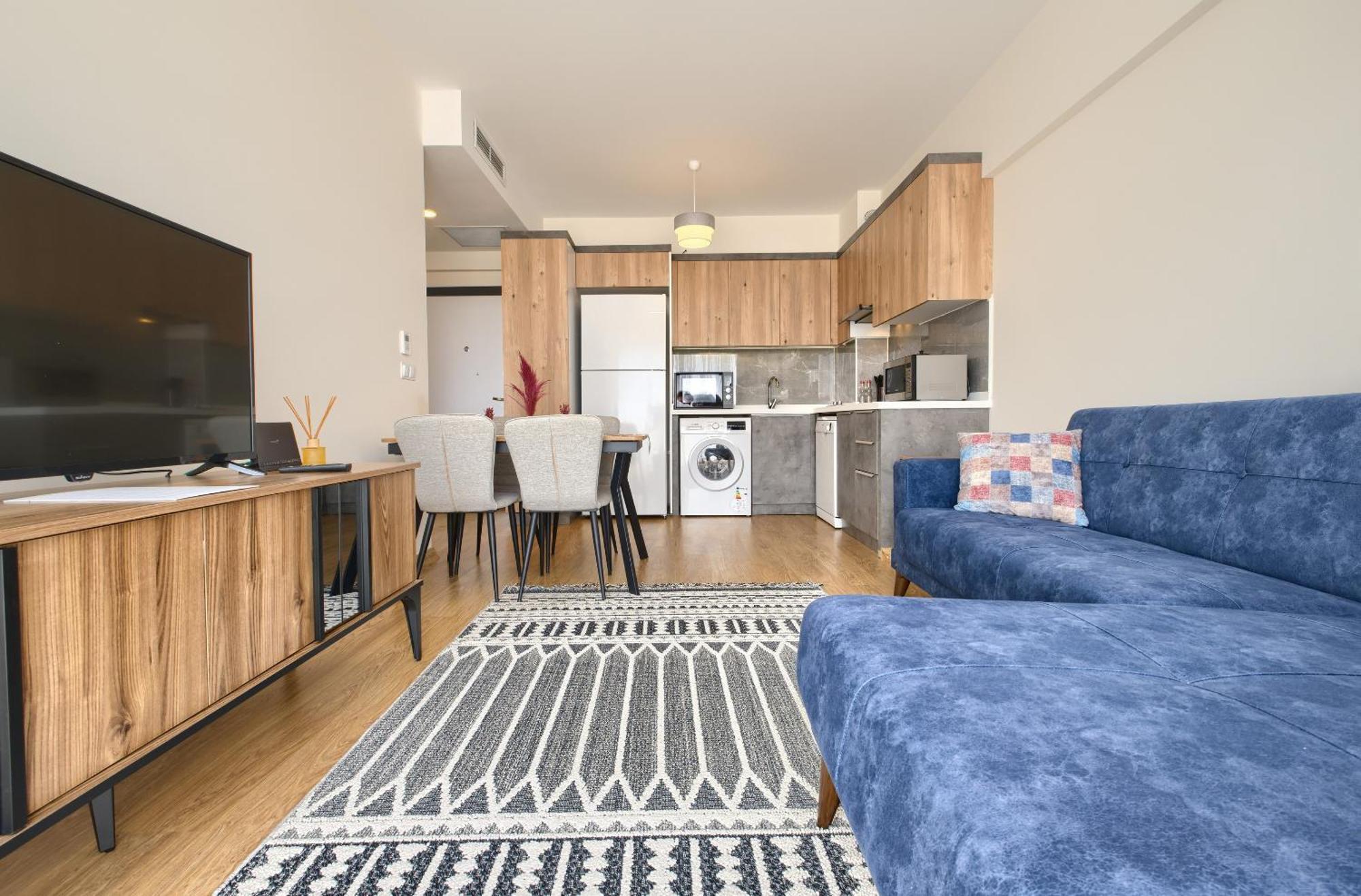Apartment 1207 By Newinn *