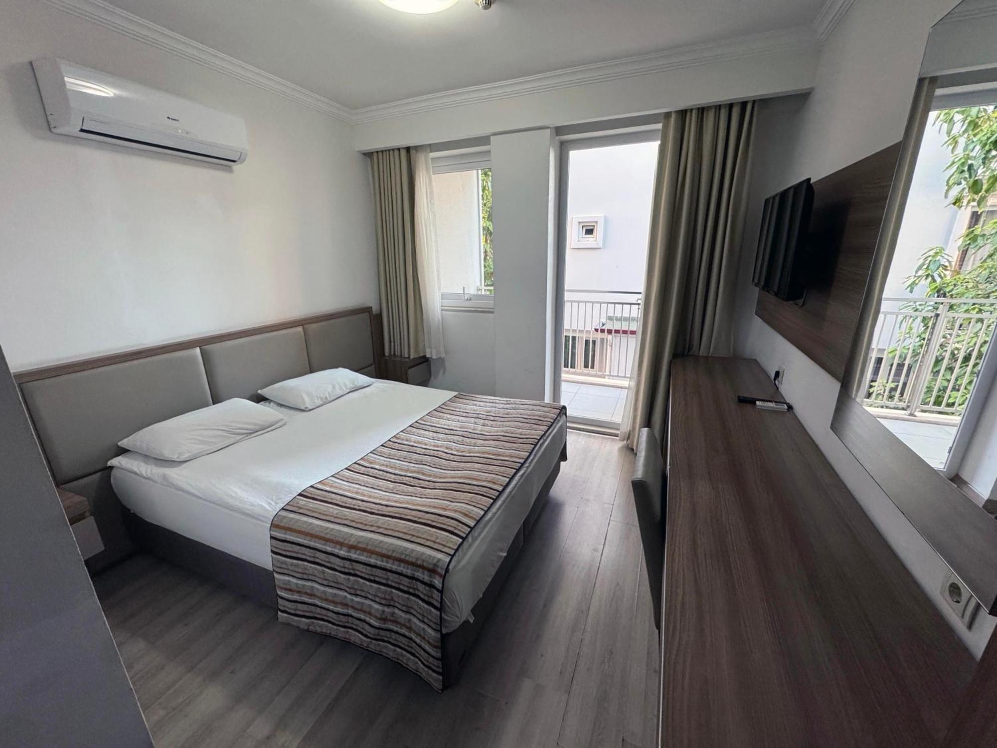 Otel Mandalin