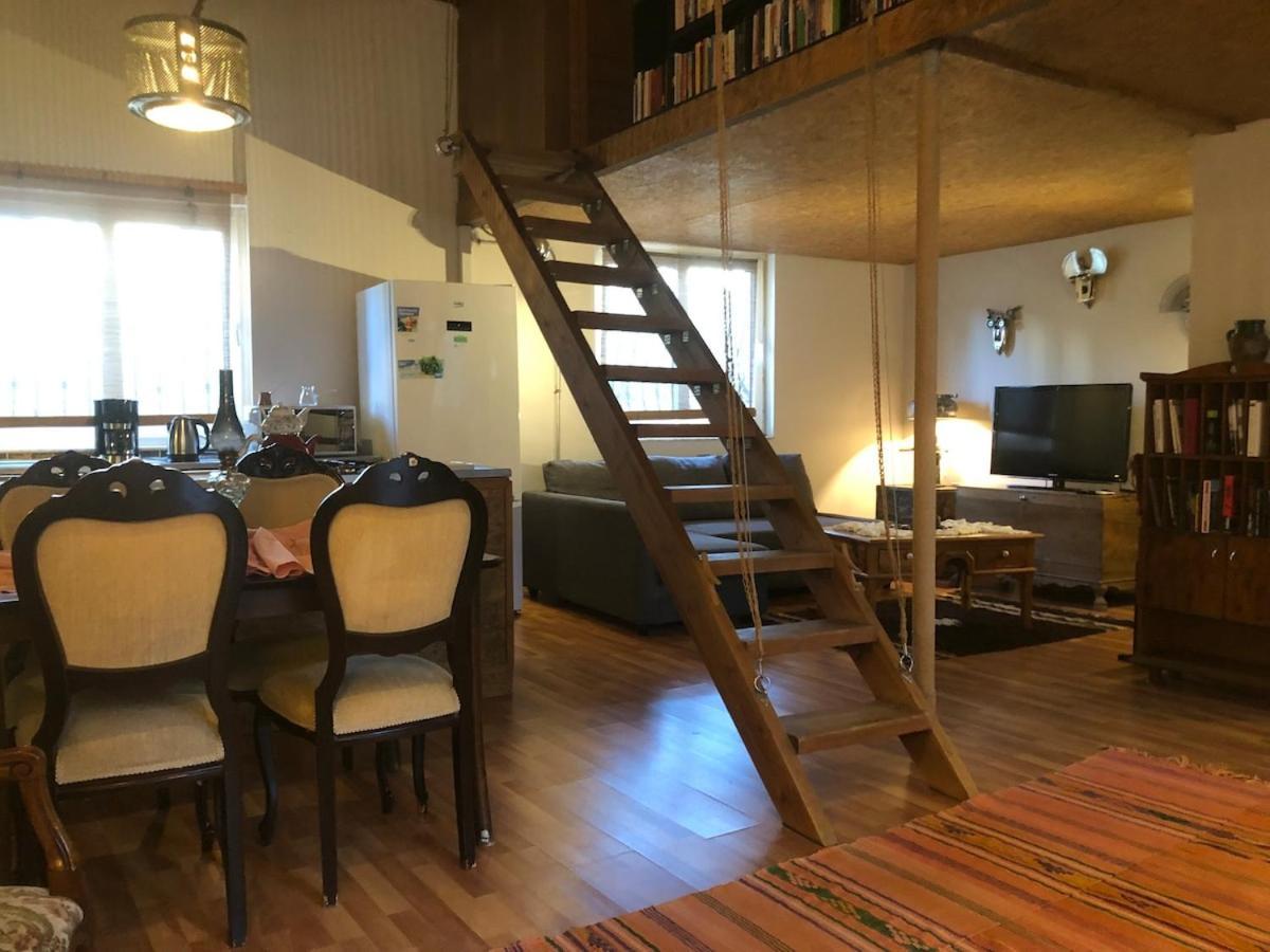 Private 100m2 Detached With Castle Garden *