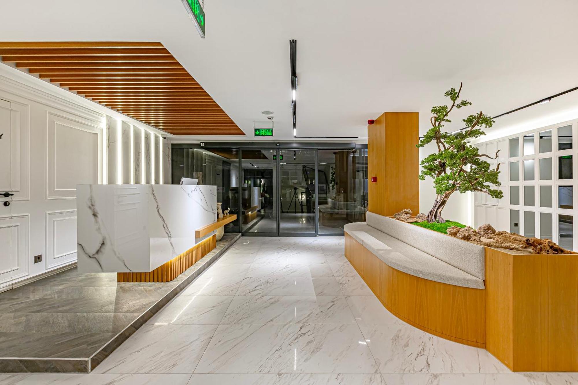 Dulcet Hotel