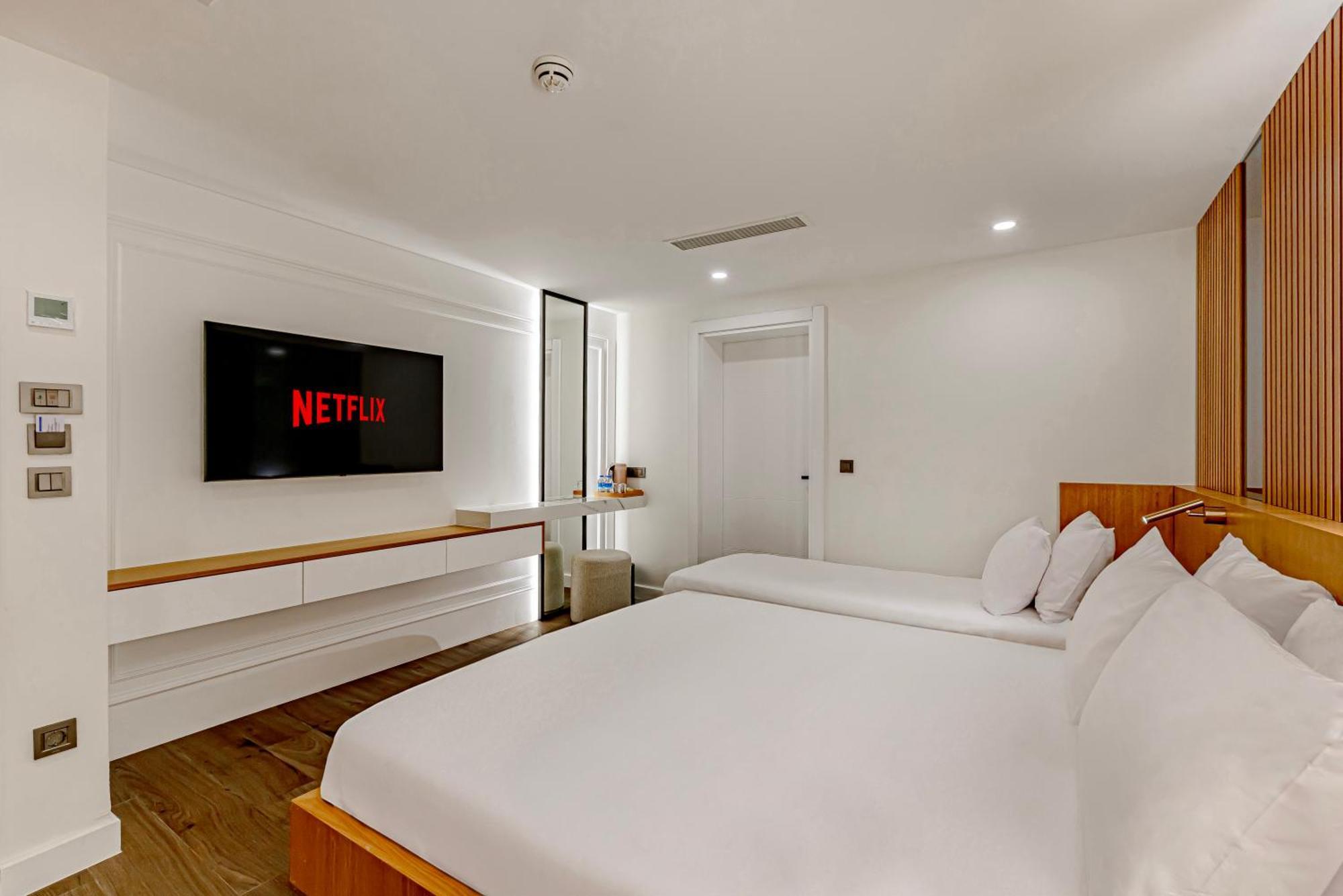 Hotel Dulcet