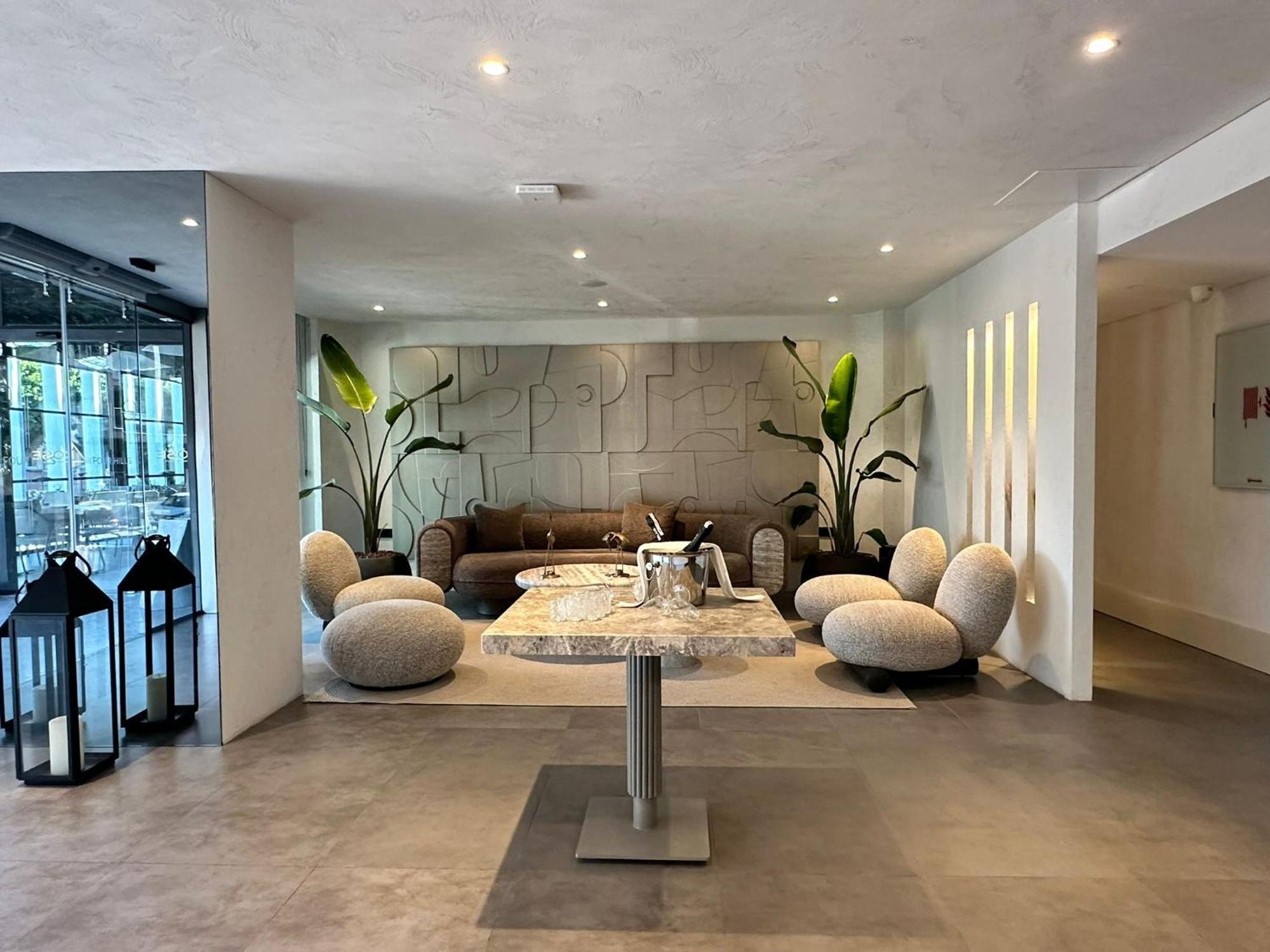Four Hills Hotel