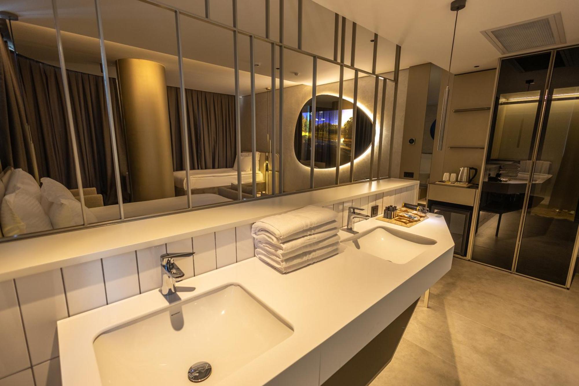 Four Hills Hotel Antalya