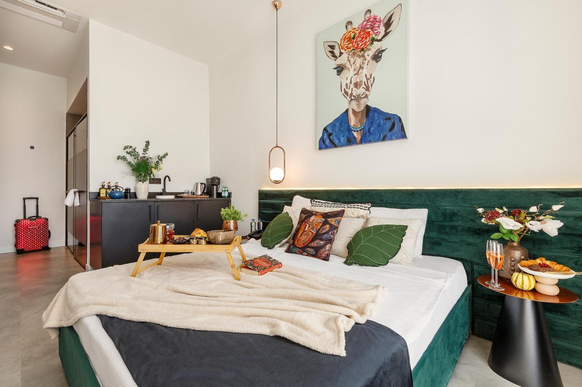 The One Living Otel *