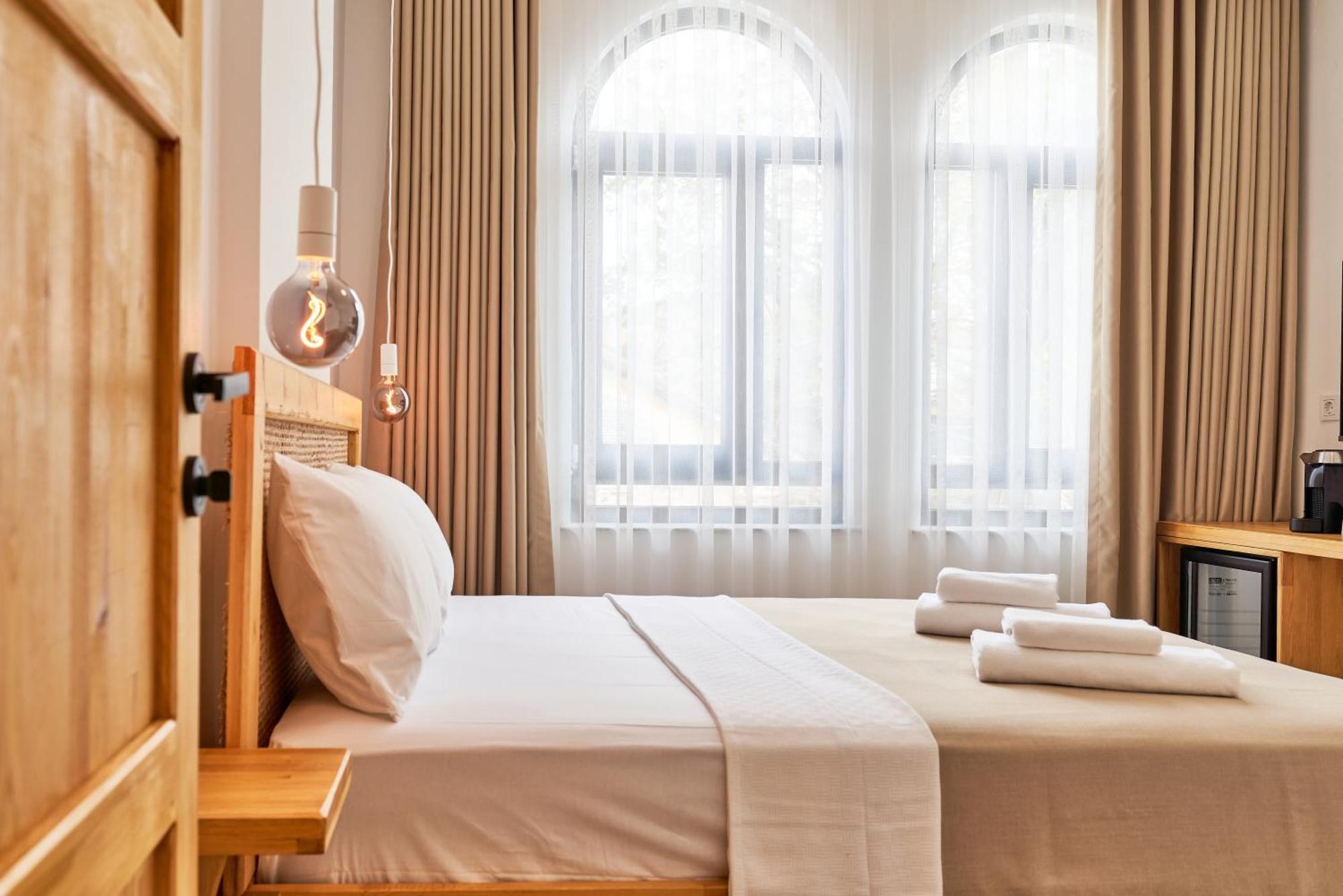 Hotel Audo Local *