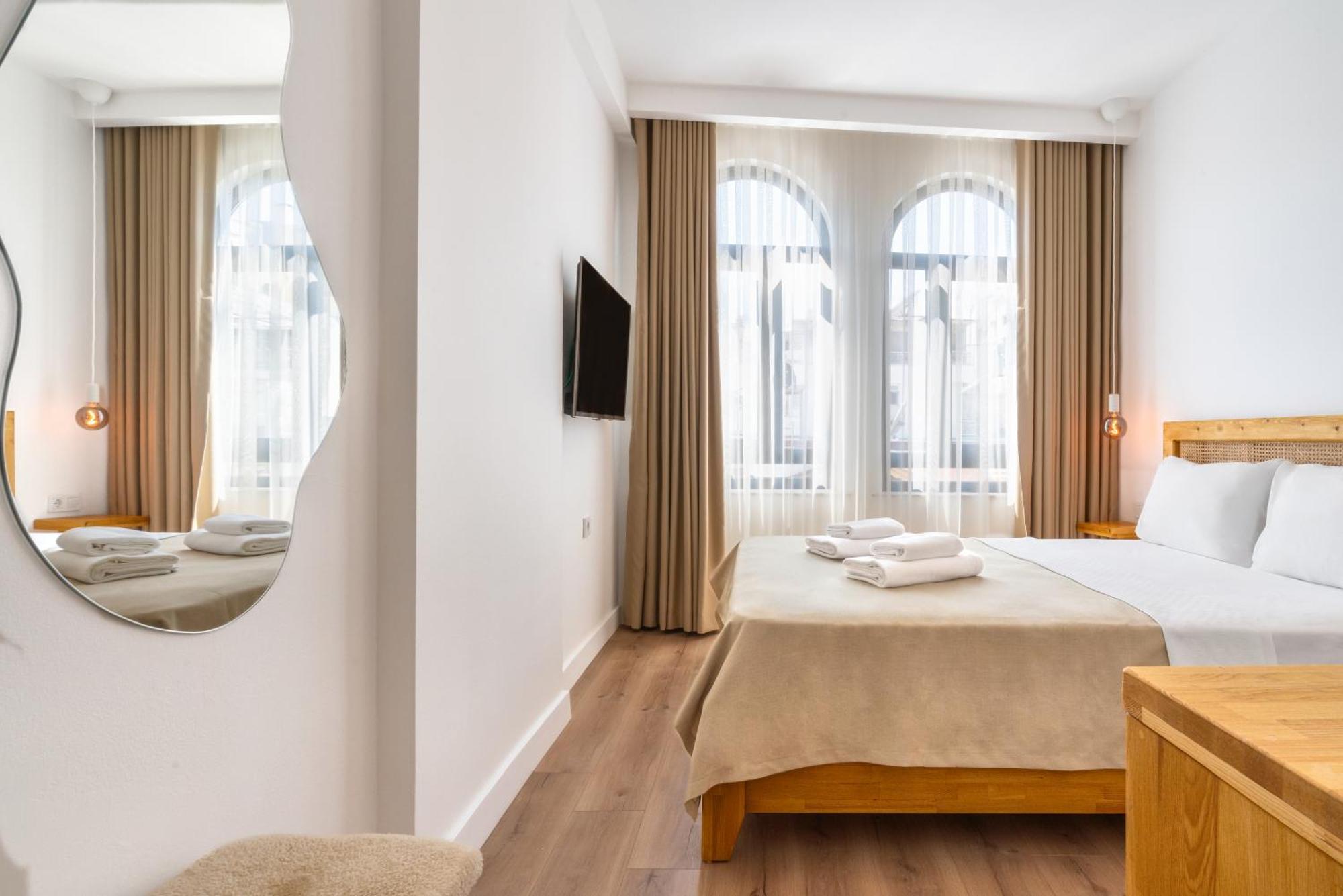 Hotel Audo Local