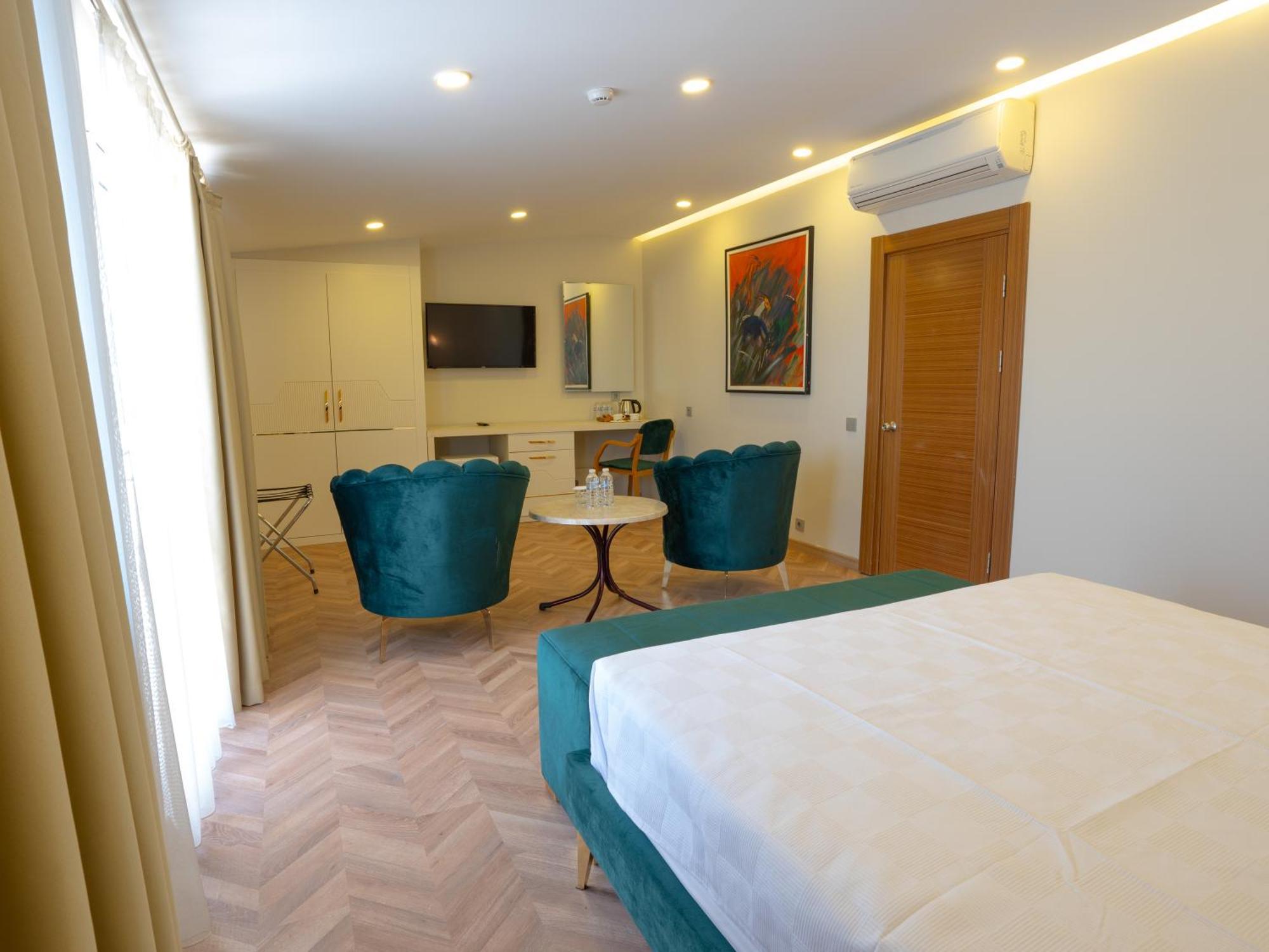 Otel Gurtas 3*