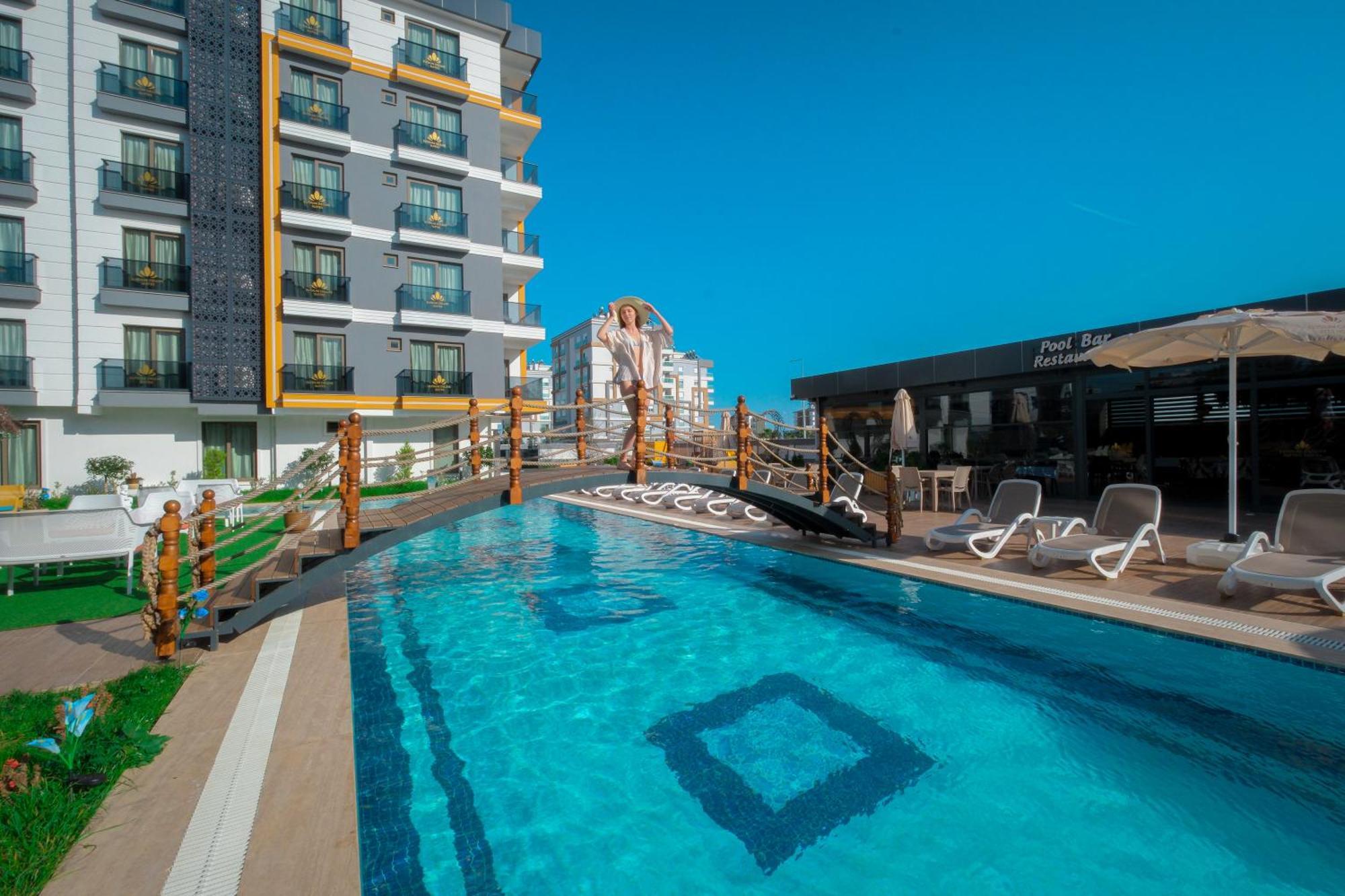 Hotel Elysium Deluxe