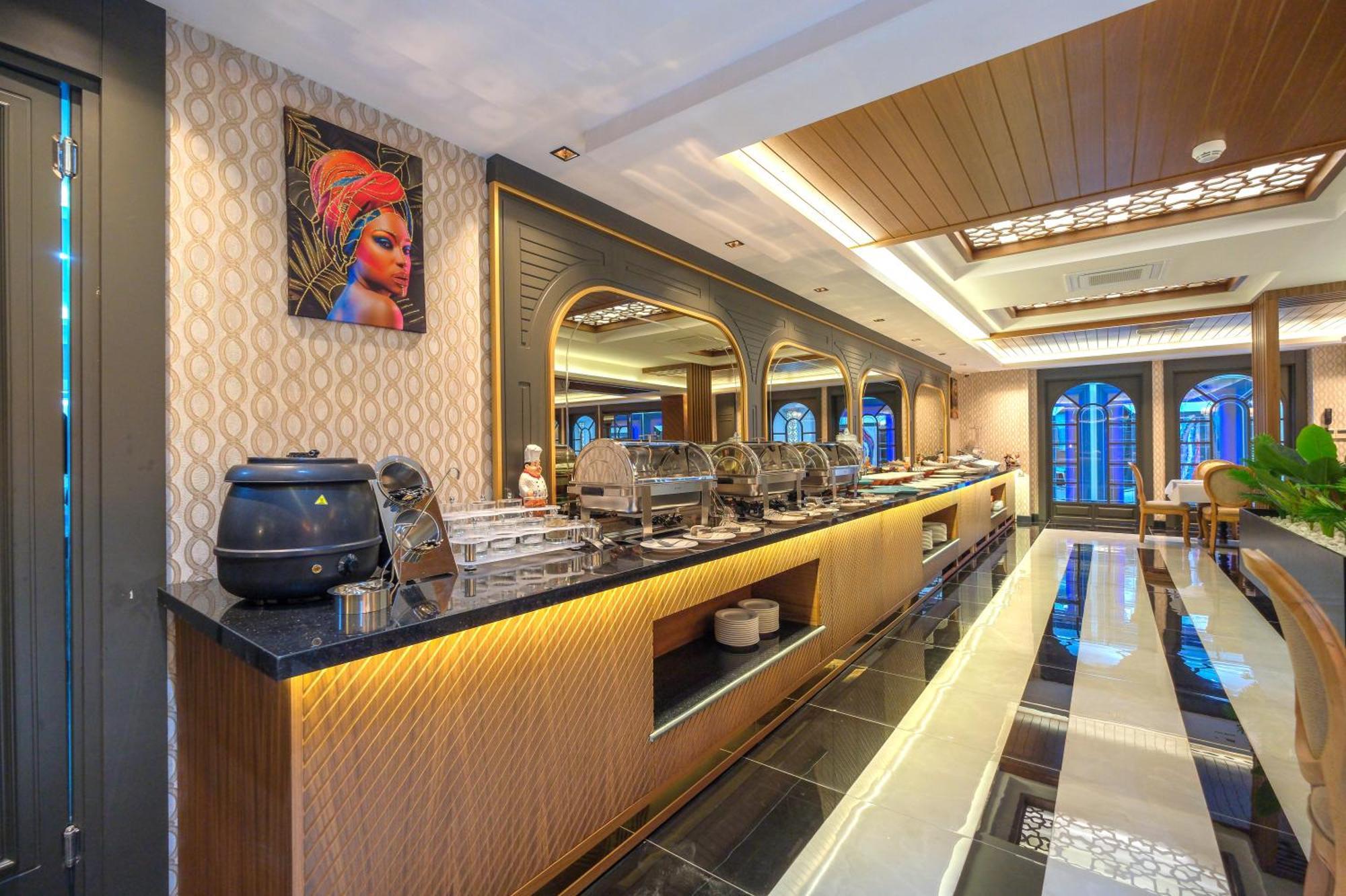 Hotel Elysium Deluxe