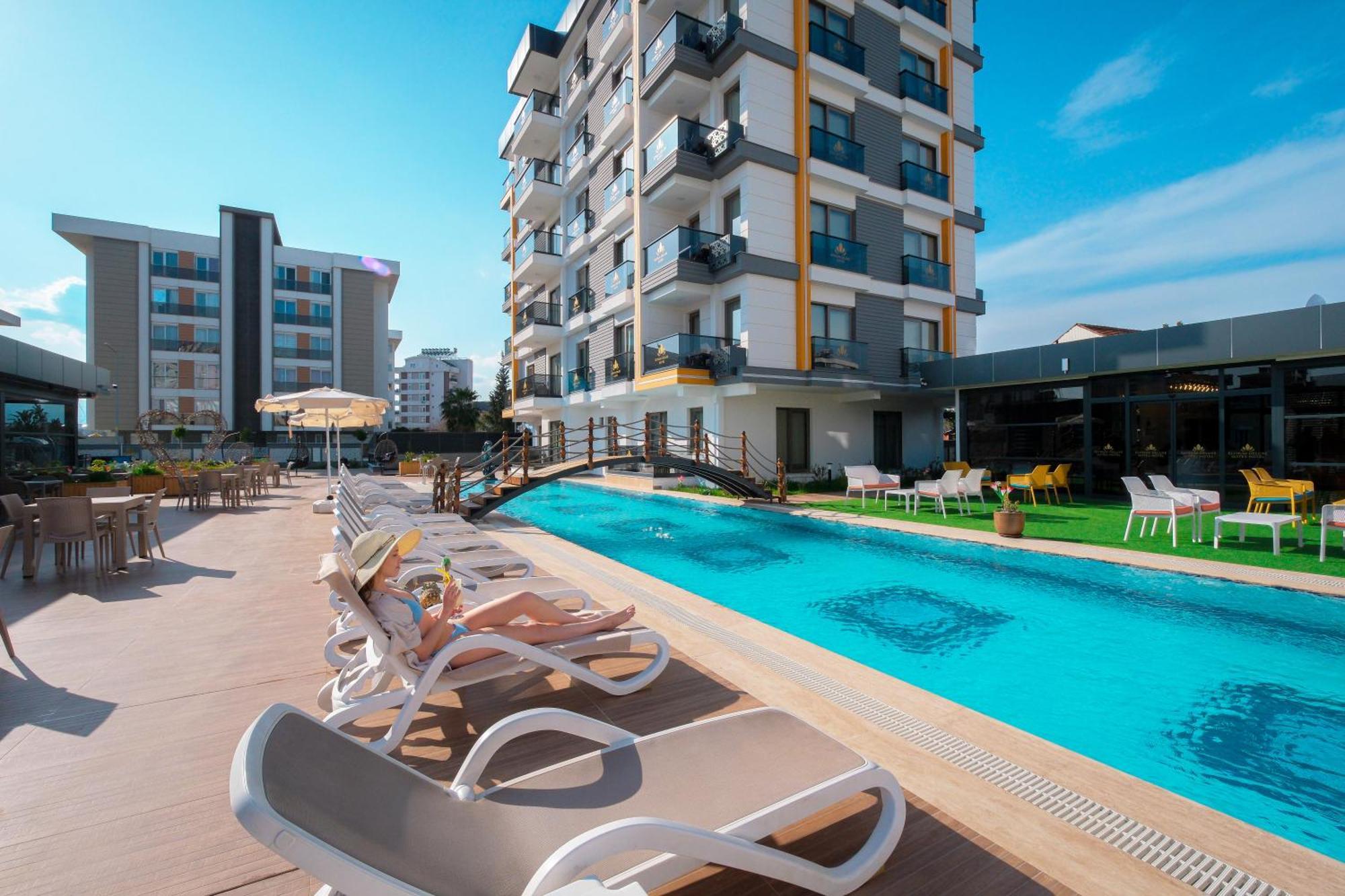 Elysium Deluxe Hotel Antalya