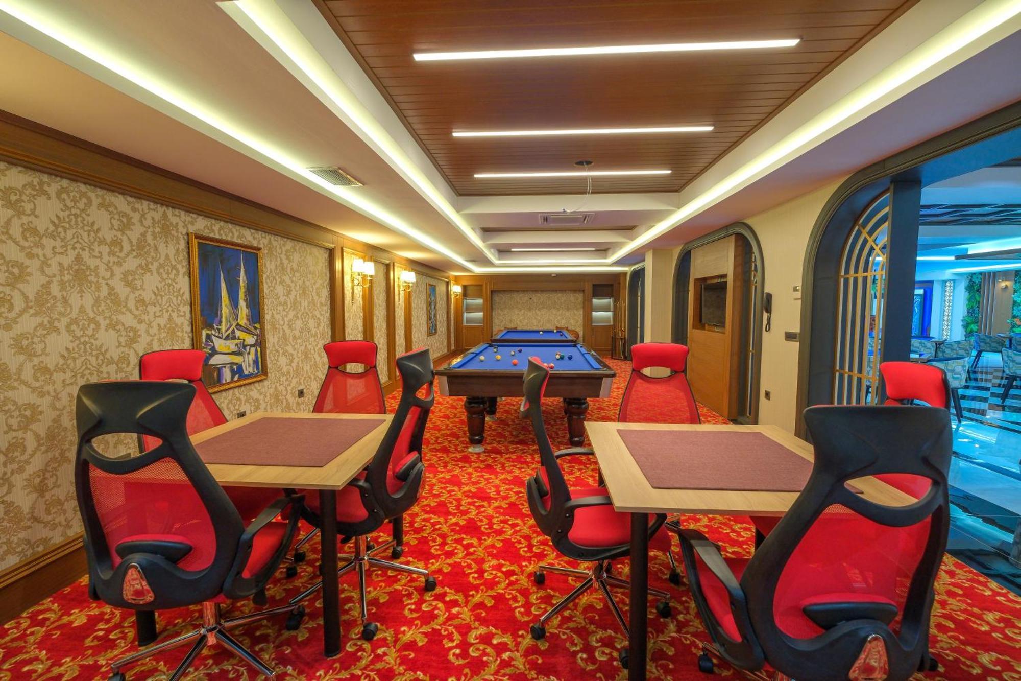 Elysium Deluxe Hotel