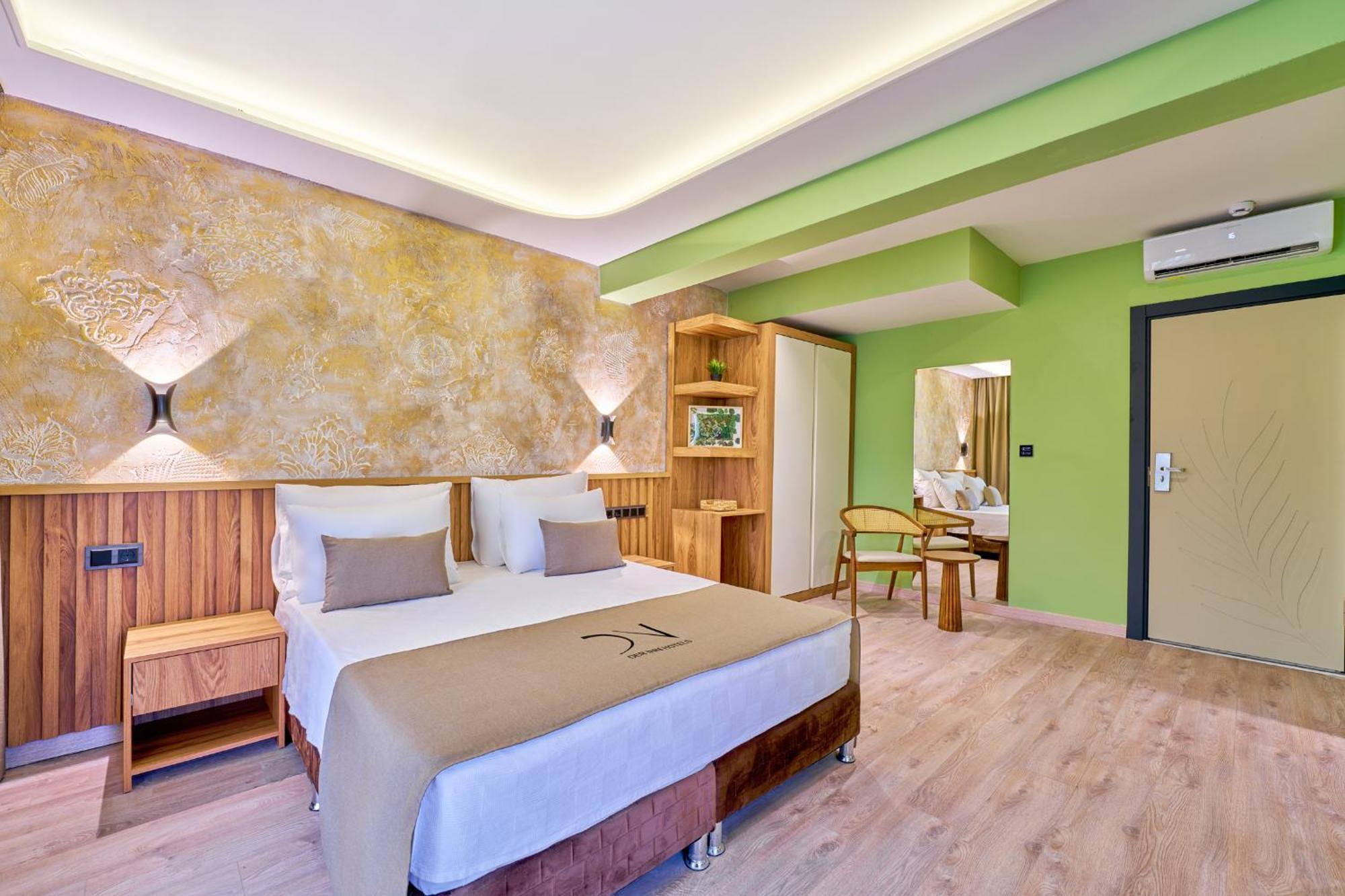 Hotel Der Lara *
