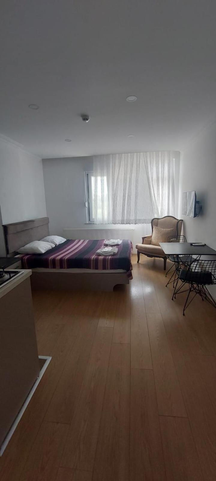 Apartment Koepruebasi Aile