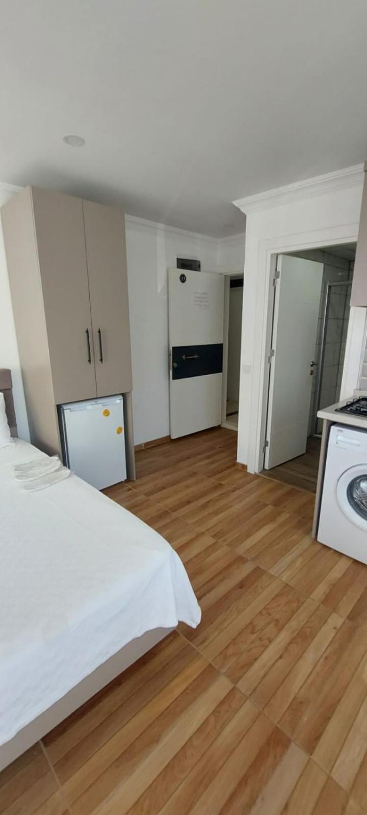 Apartment Koepruebasi Aile