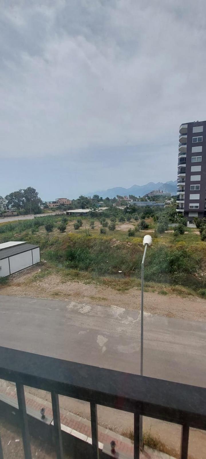 Apartment Koepruebasi Aile