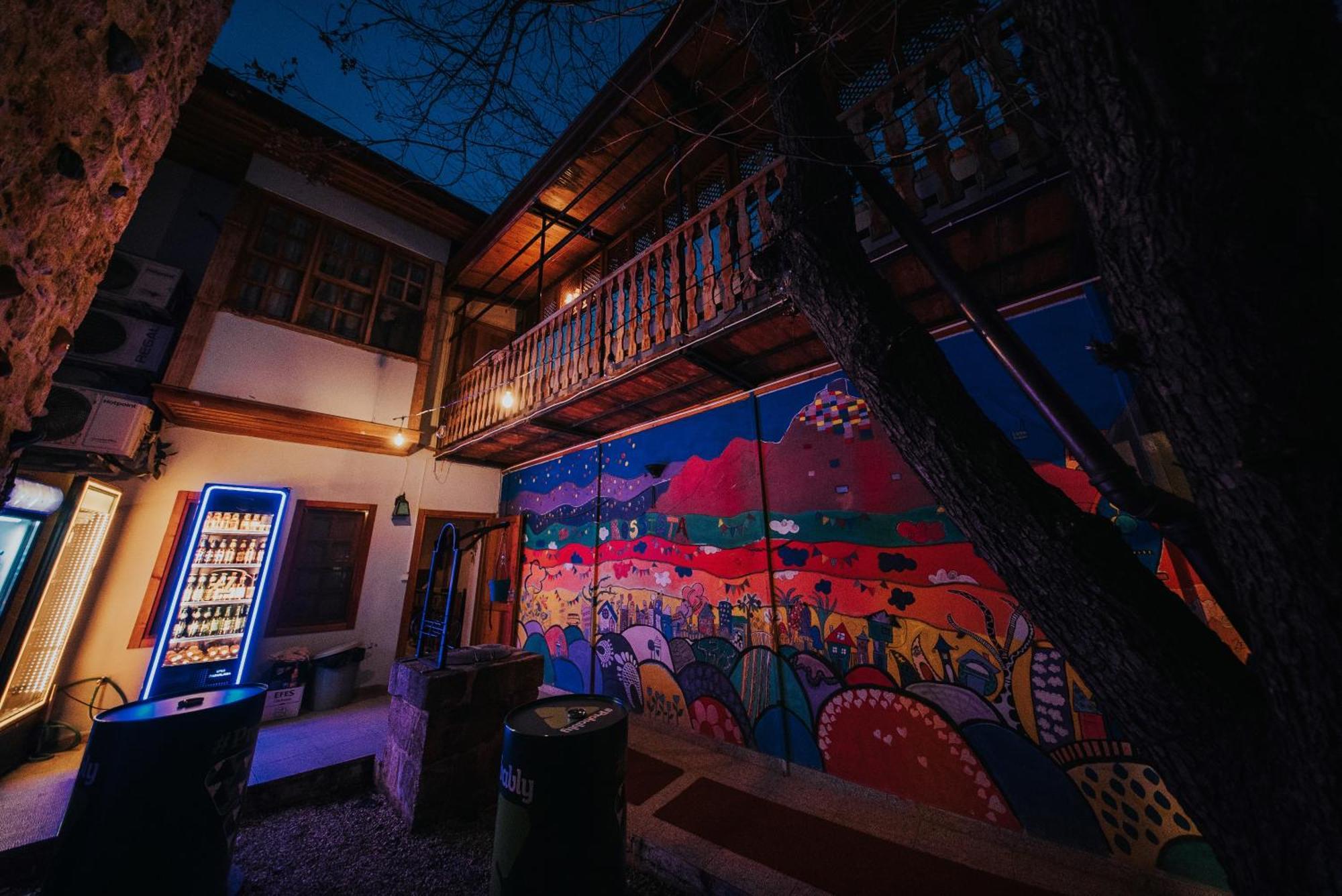 Kuyu Beergarden Antalya