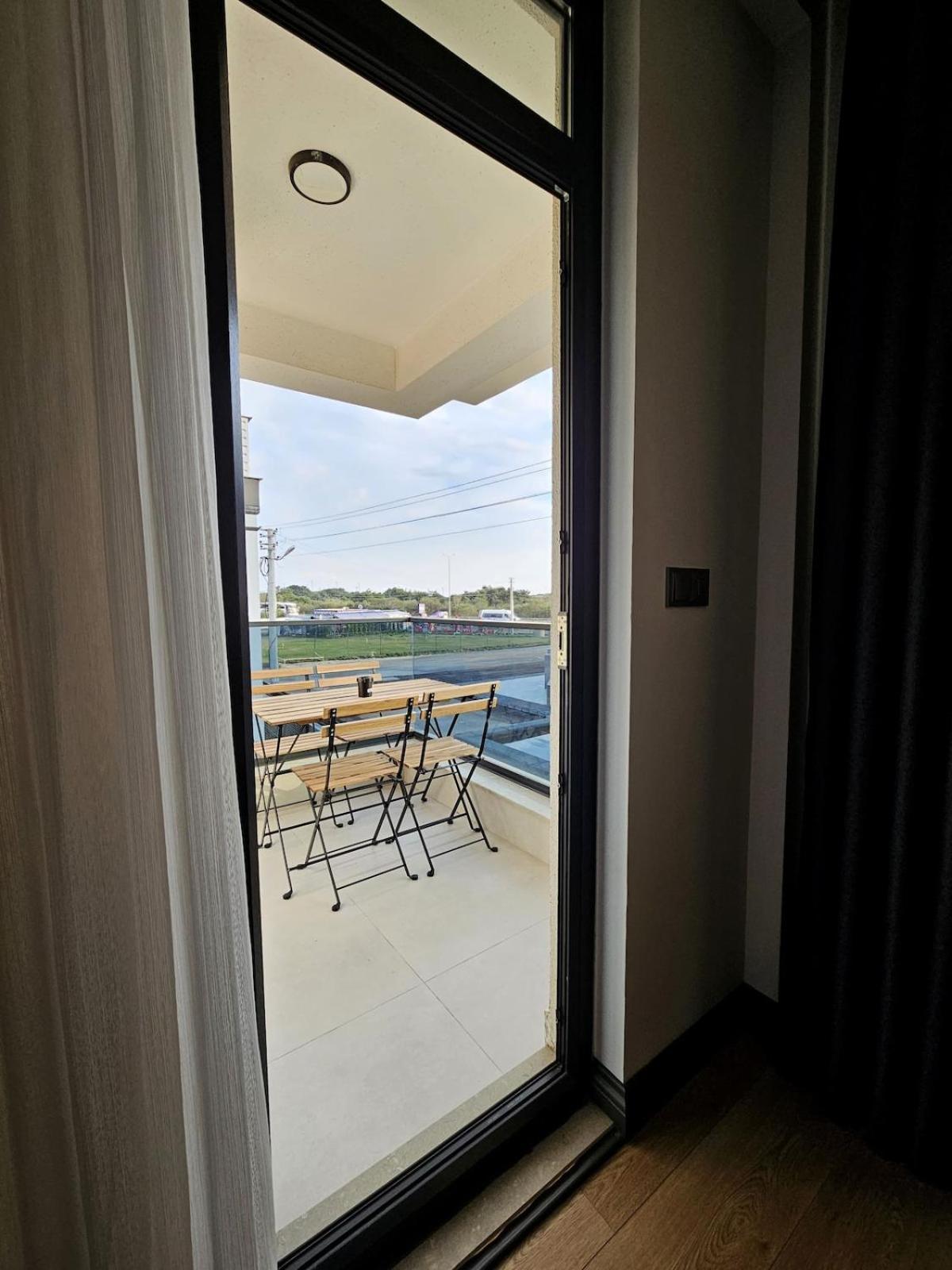 New Flat&large Living Space 2-3 Near By Lara Antalya