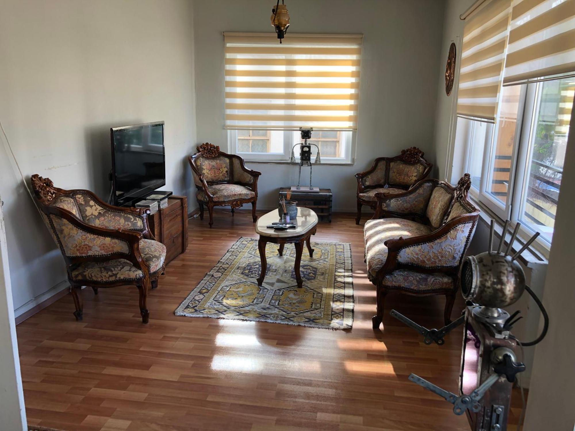Apartment Tarihi Kaleici Muethis Lokasyon 2+1 Uygun Fiyat *