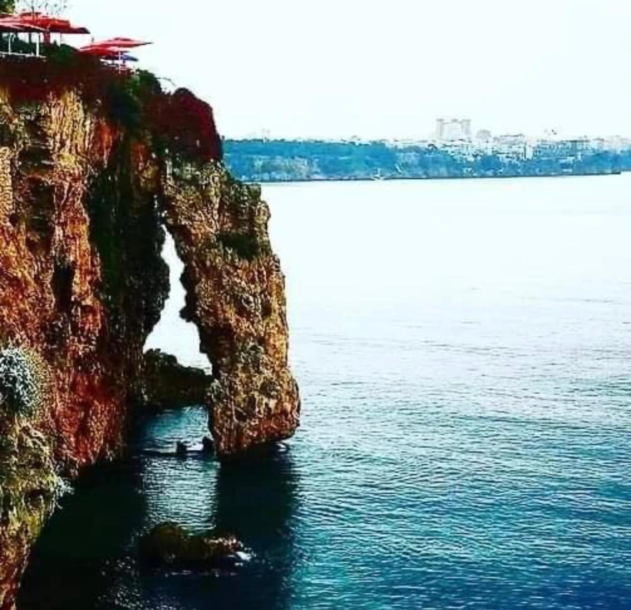 Tarihi Kaleici Muethis Lokasyon 2+1 Uygun Fiyat Apartment