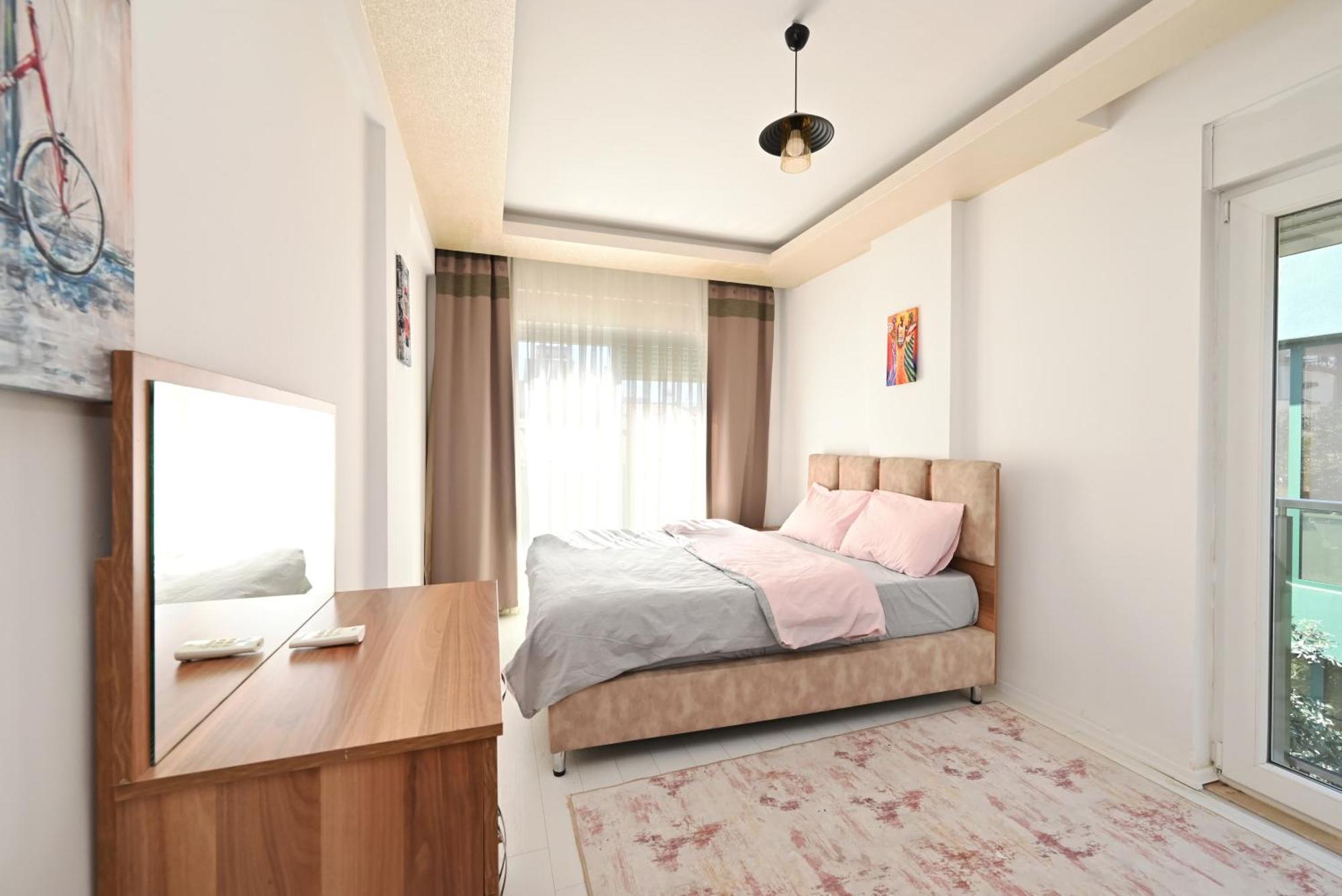 Dreams Apartment *