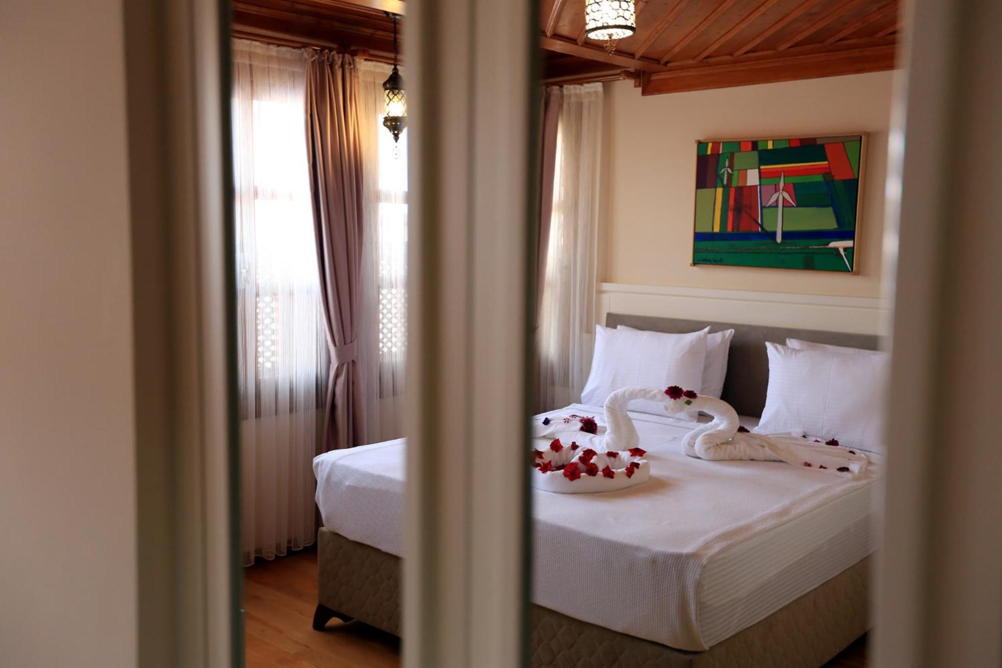 Hotel Kervan 2*