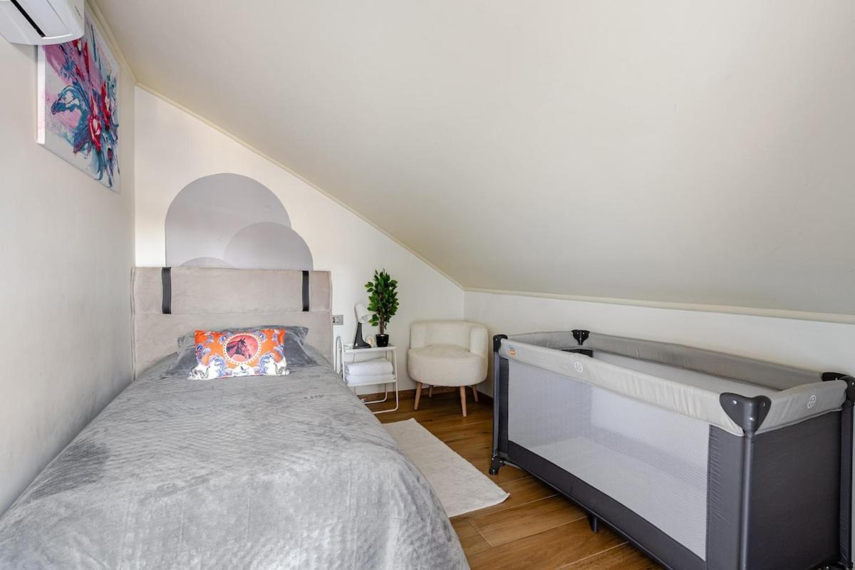 Diker Port Apartment