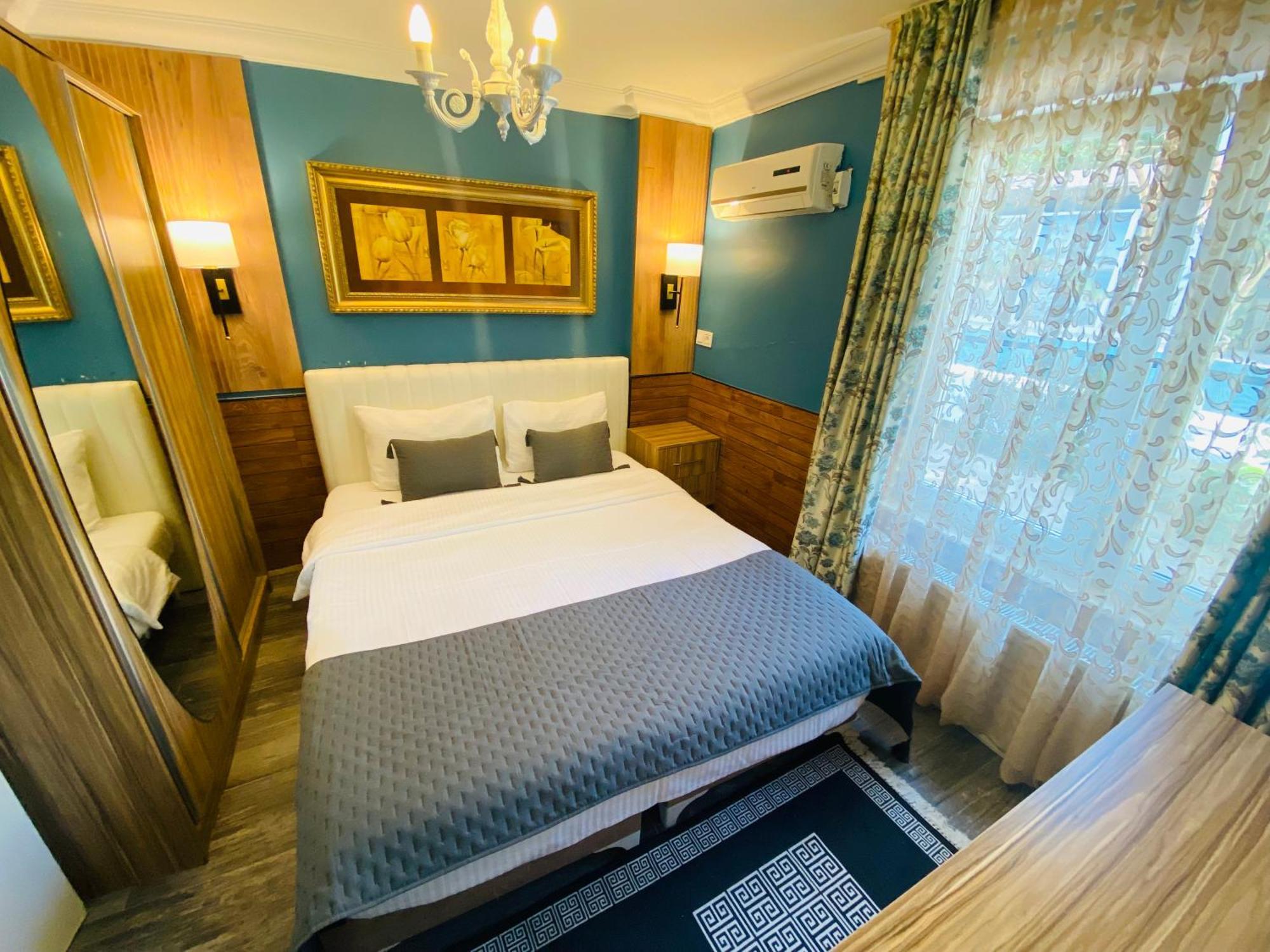 Aparthotel Royal Loft