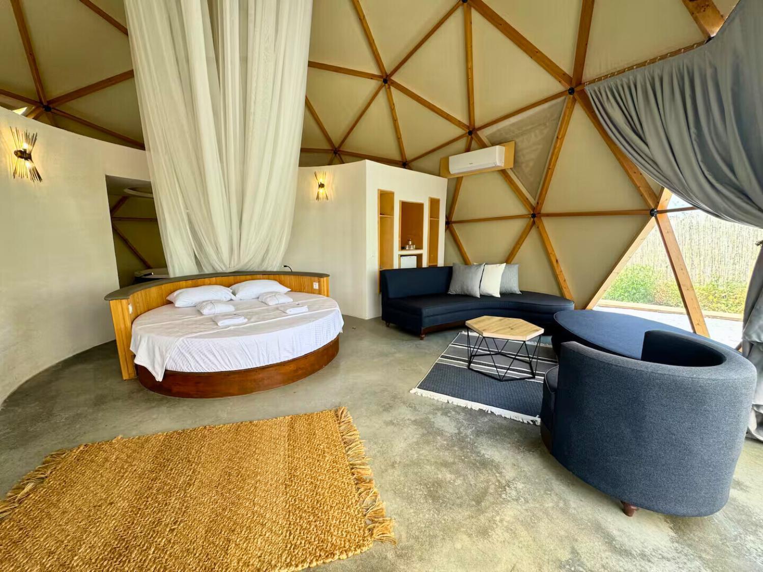 In Out Glamping *