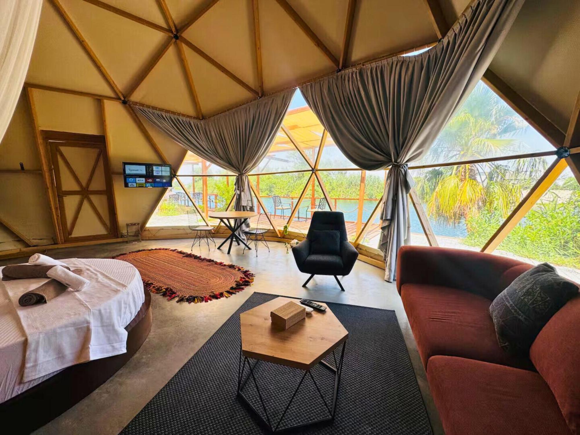 In Out Glamping