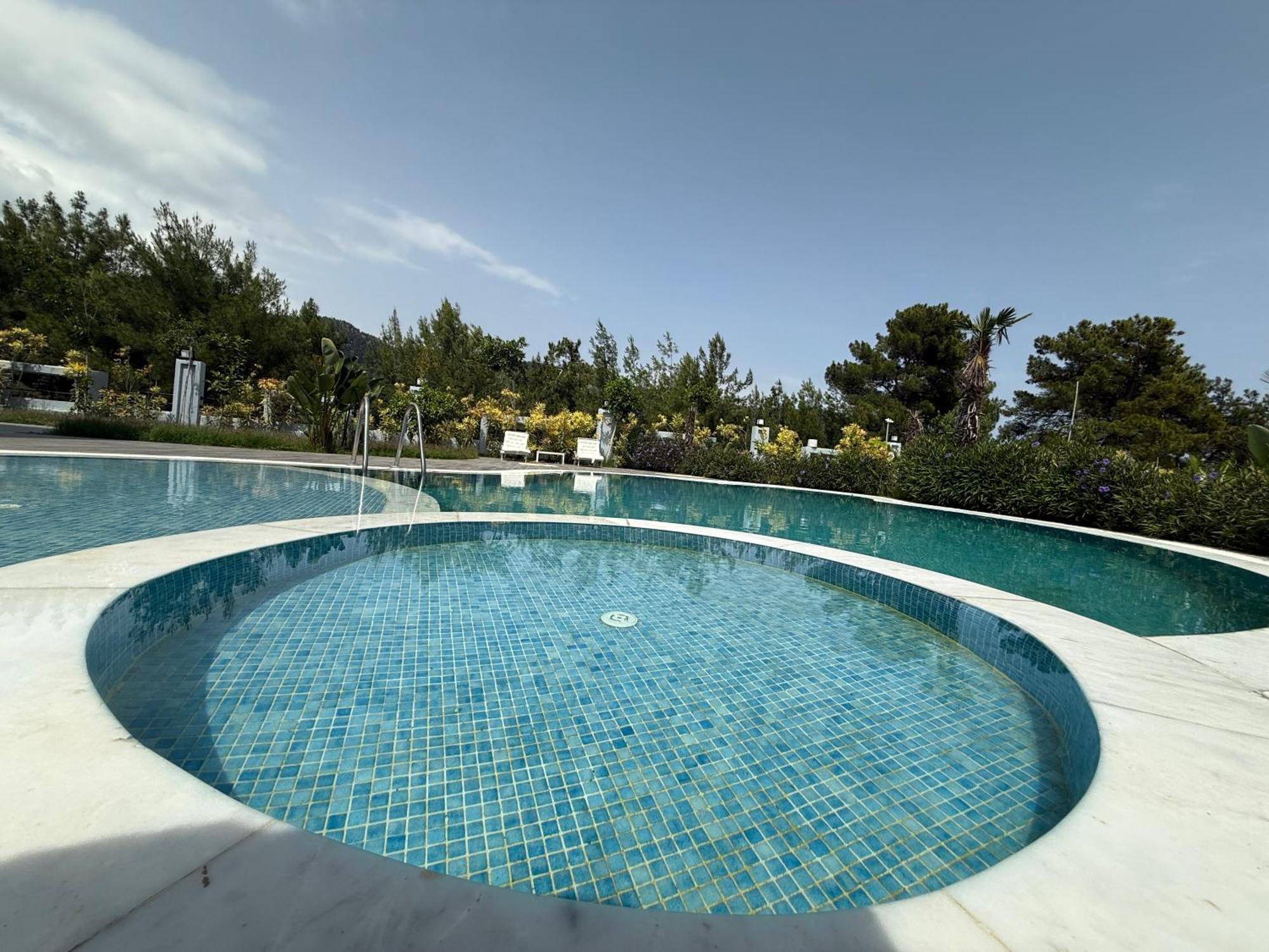 Canyon Goeynuek Kemer With Pool