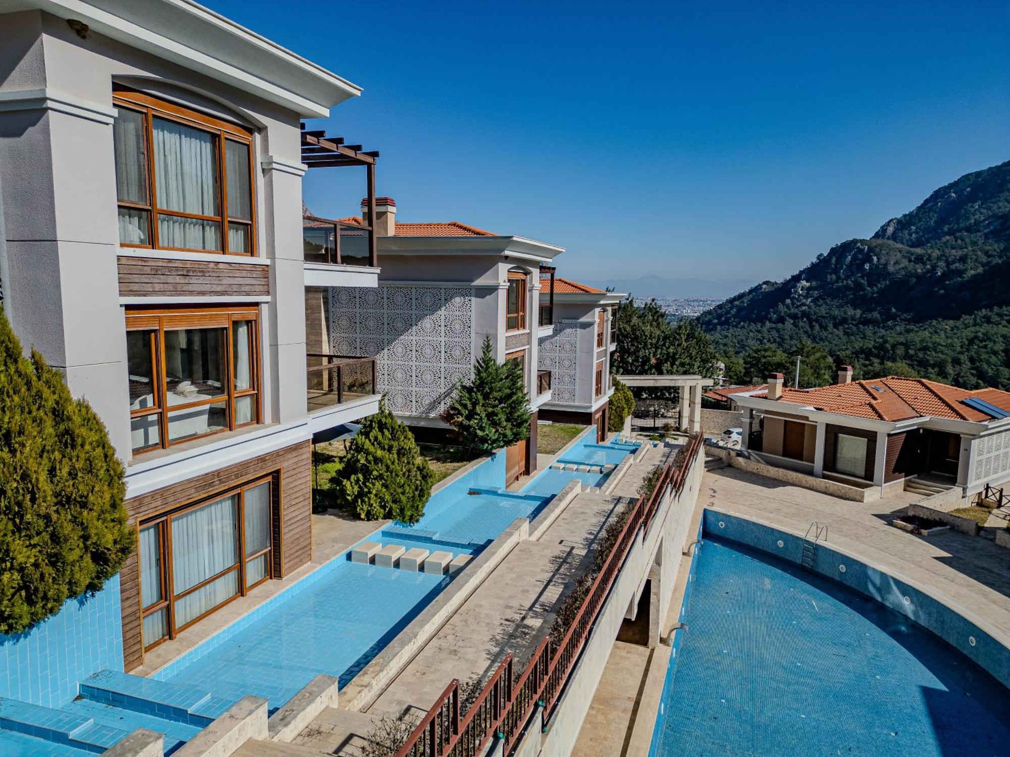 Luxury Mountain 15 Minutes To Sea Villa *