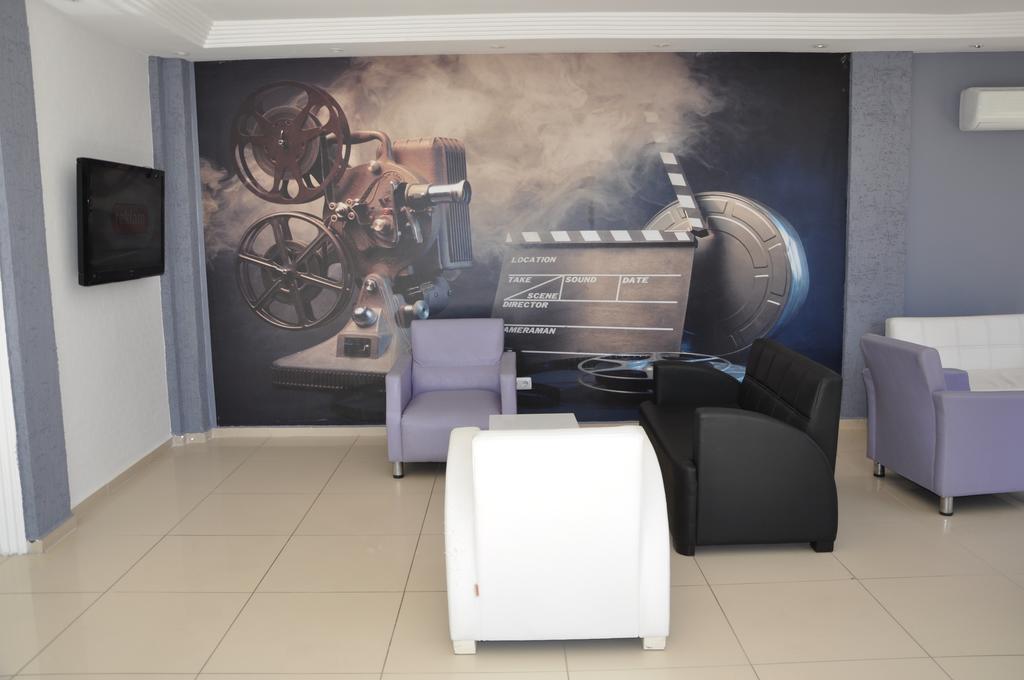 Movie Life Roe Otel 3*