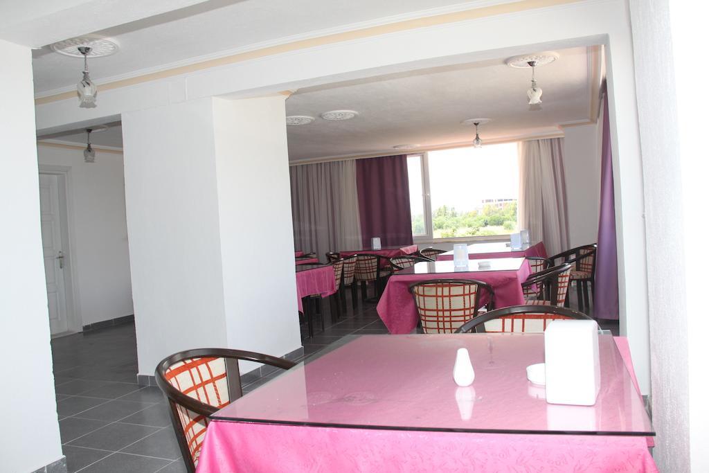 Otel Demirci
