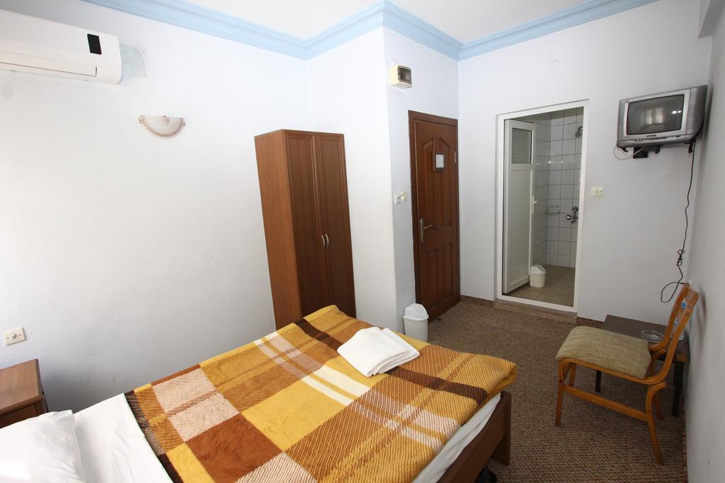Hotel Alkan *